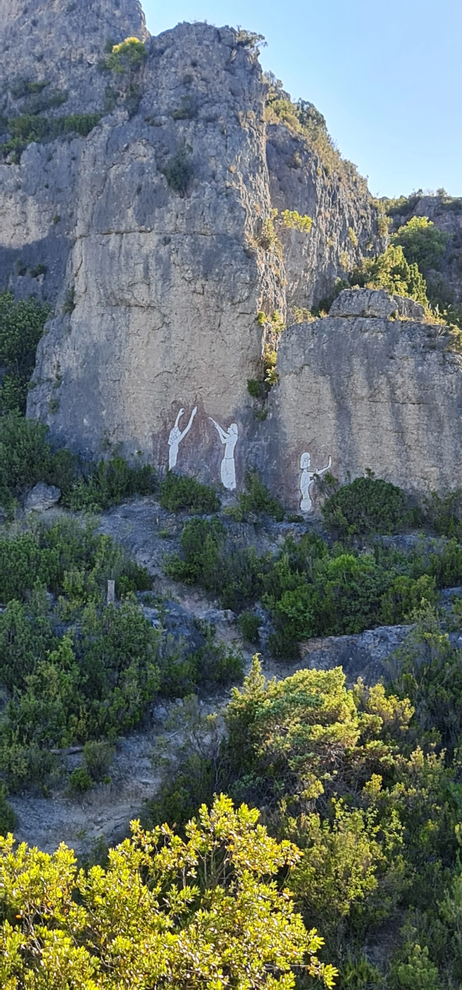 Figures dApparition 2026 Moureze SLB20260613_083113.jpg