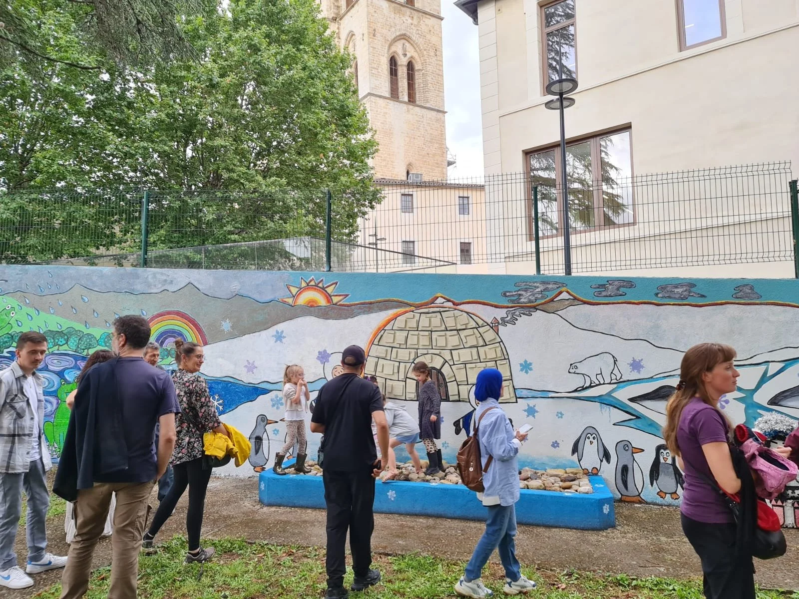 fresque ecole pasteur 2025.jpg