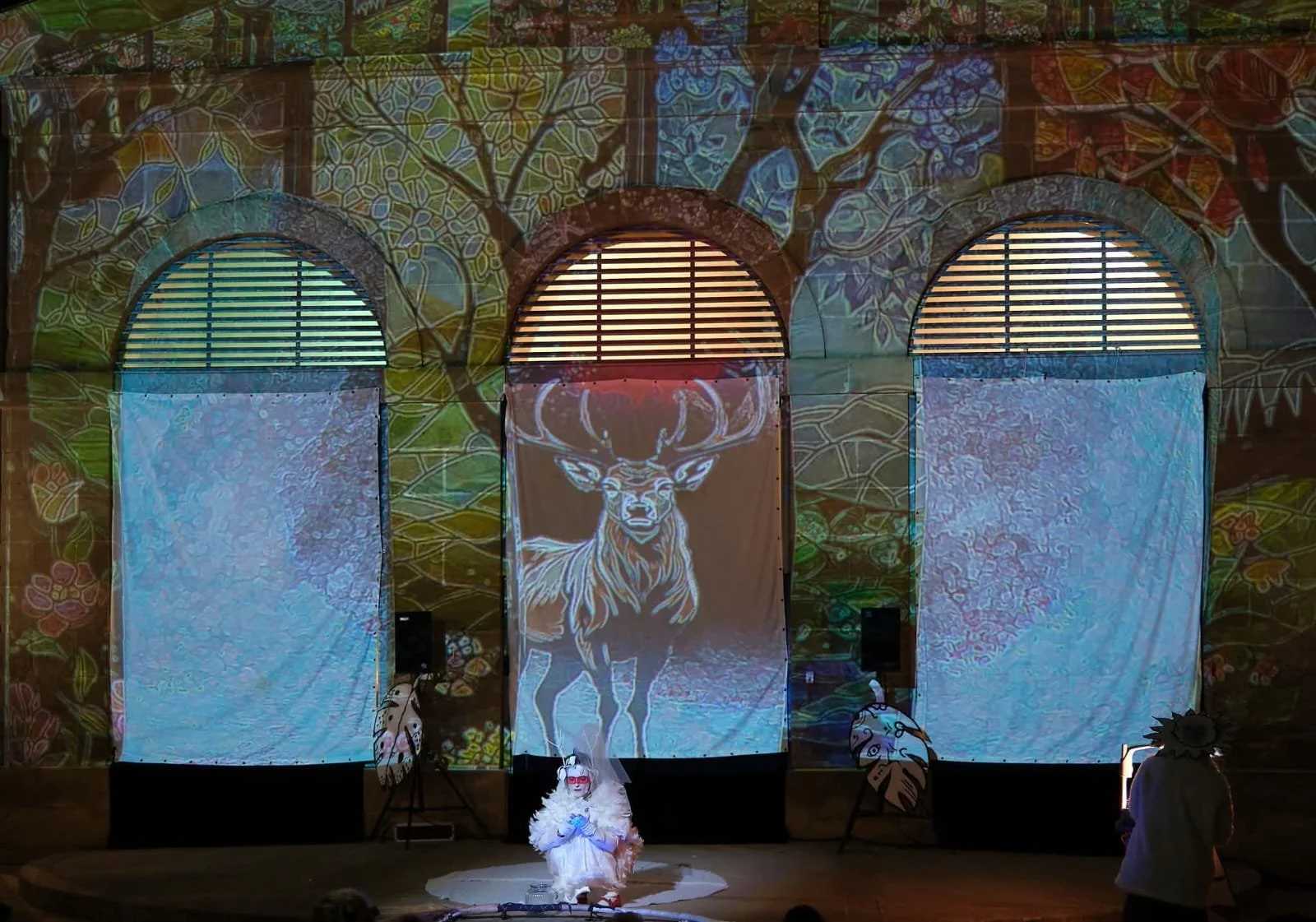univers visuel - mapping sur la Halle Dardé 