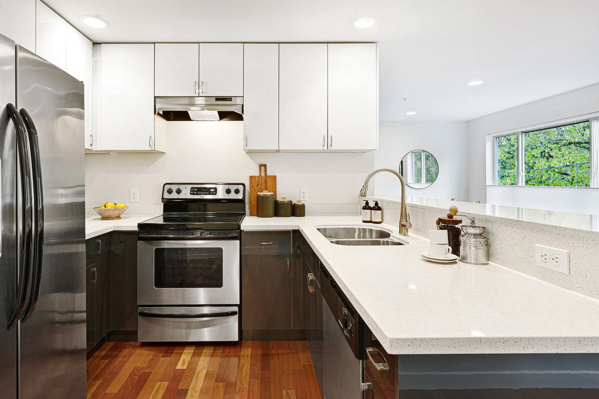 6219 NE 181st St #301 Kenmore, WA 98028 (10).jpg