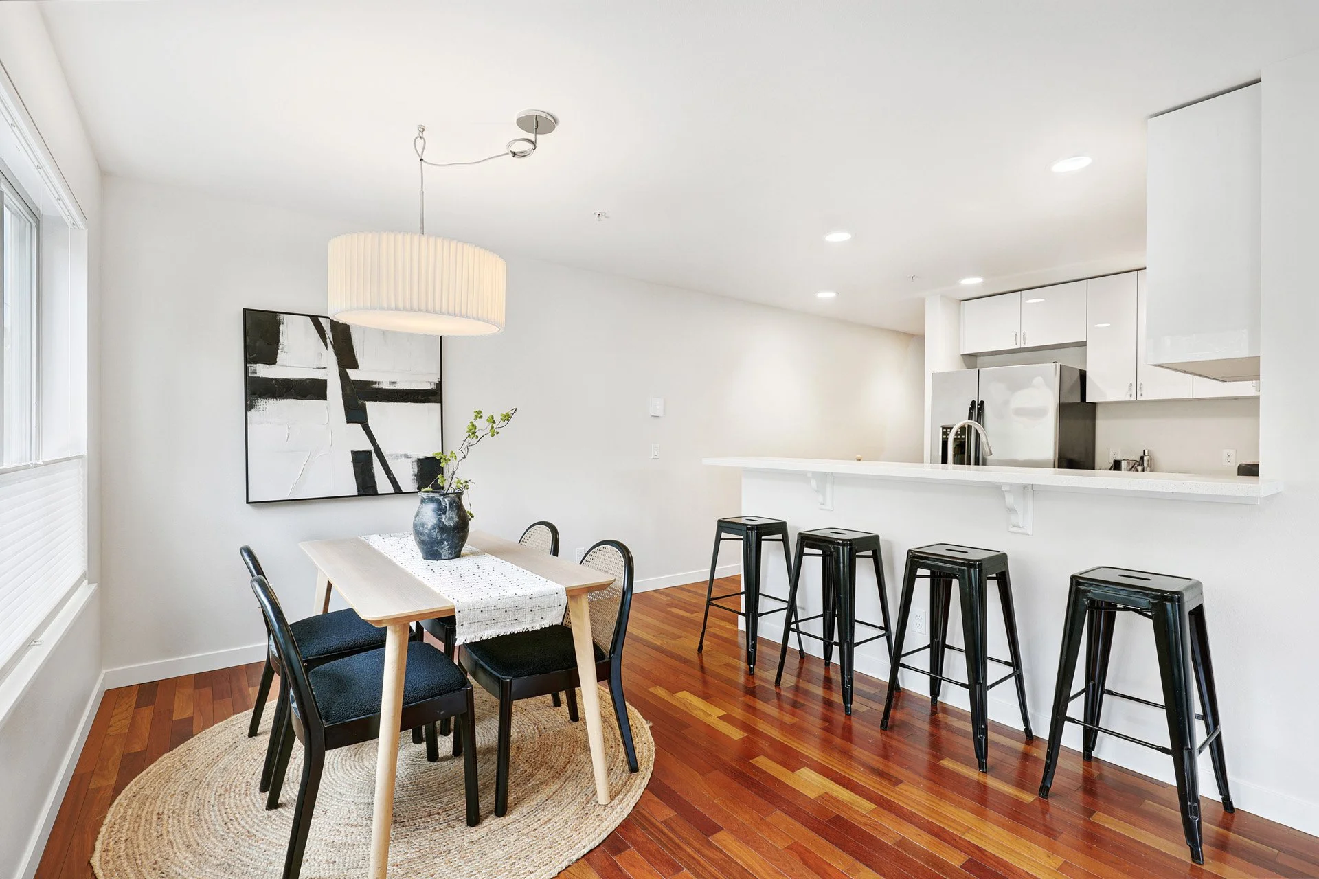 6219 NE 181st St #301 Kenmore, WA 98028 (6).jpg