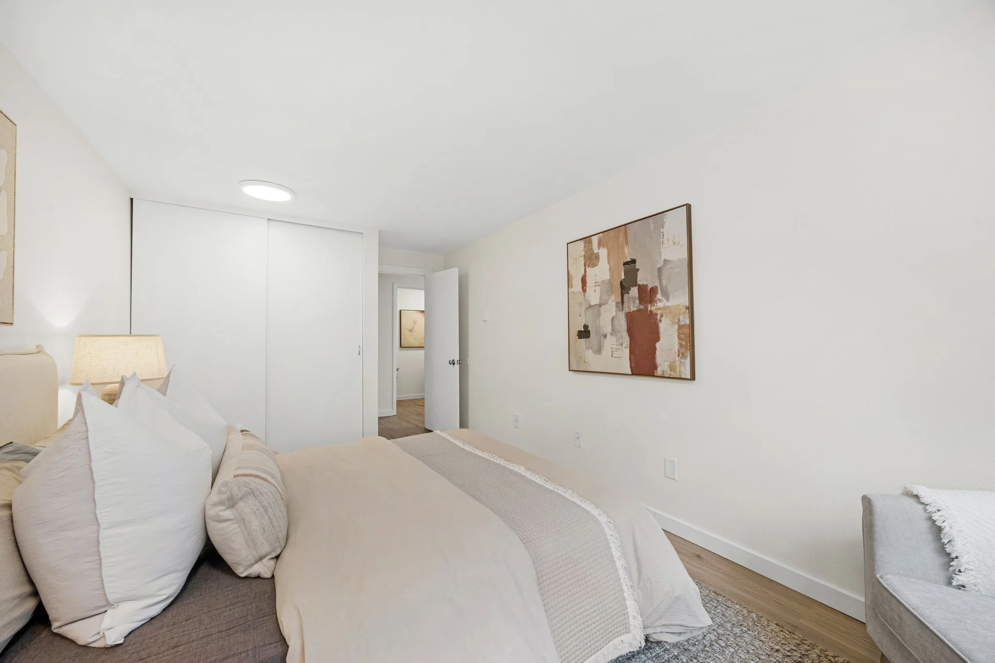 3711 26th Place W #105 Seattle, WA 98199 (11).JPG