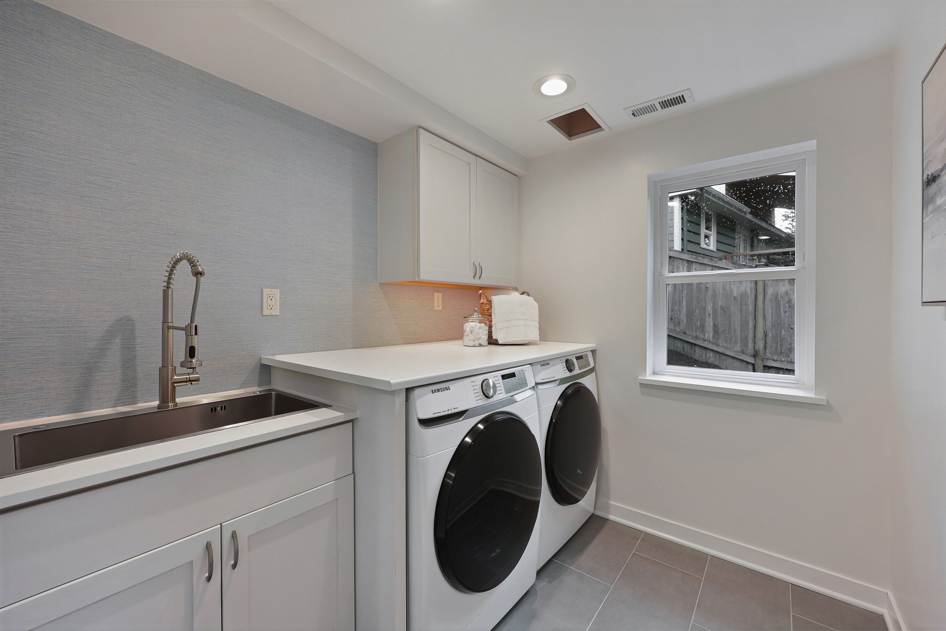 130 N 171st Street Shoreline (30).jpg