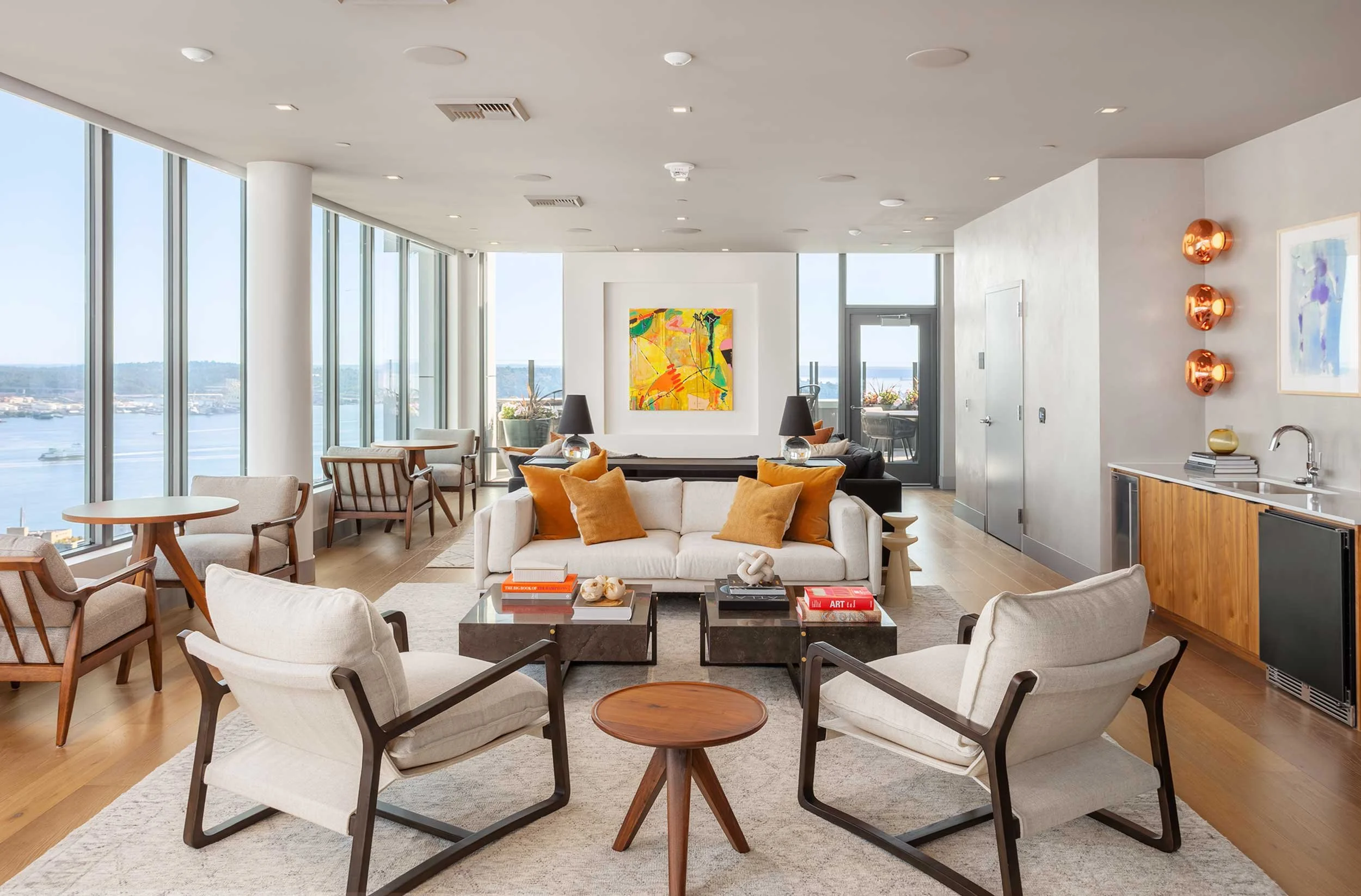 27 Spire-Seattle-amentiies-floor-40-9.jpg