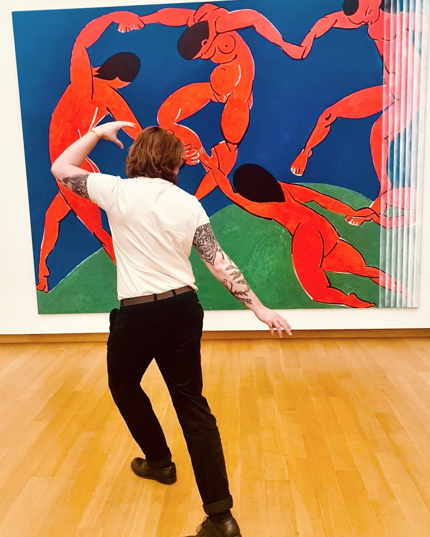 #amsterdam last week with one of the best exhibitions - #marinaabramovic @stedelijkmuseum - and maybe the WORST museum I&rsquo;ve ever been to @mocomuseum (showing @robbiewilliams &bdquo;artworks&ldquo;)

The fries were legendary as always!