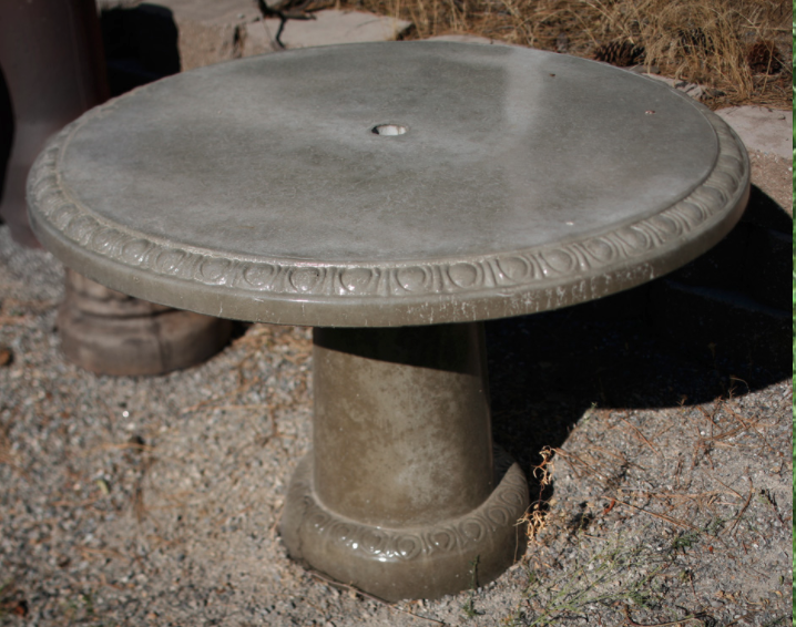 42" Round Table & Pedestal