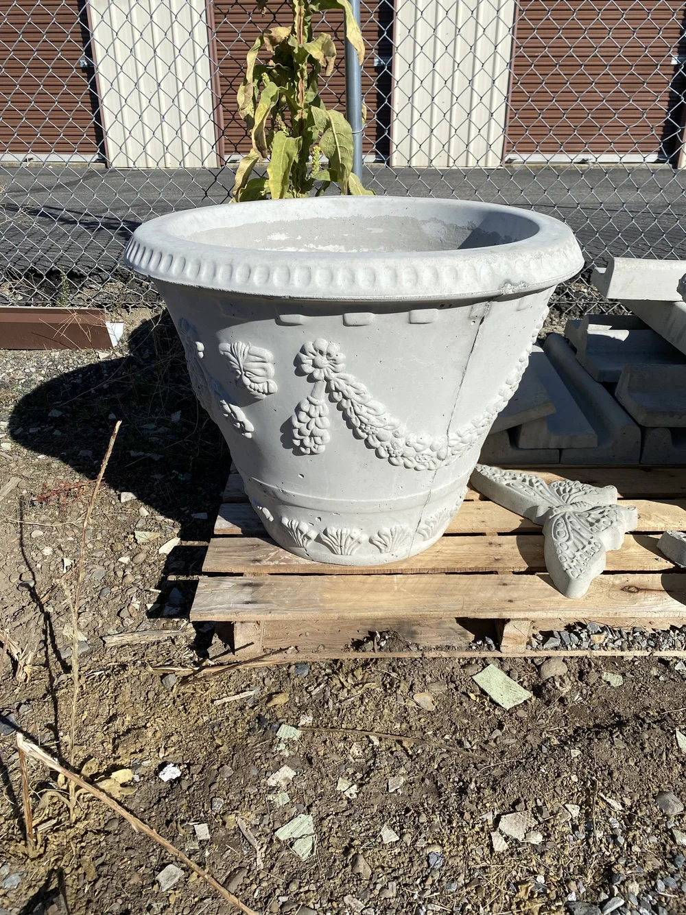 27" Festival Planter  Spokane Precast, Concrete Products
