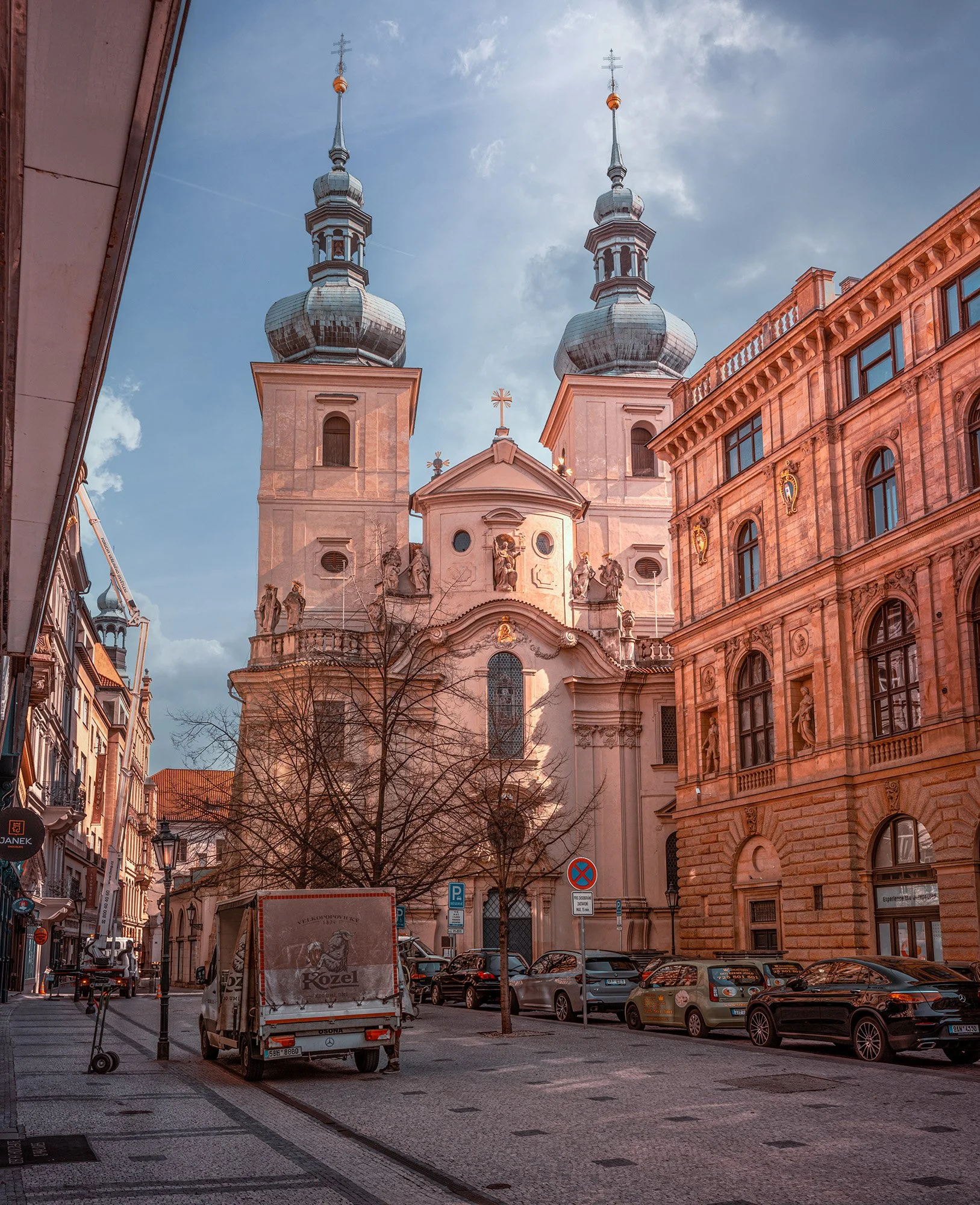 Tschechien_Prag_Kirche_Altstadt_V1_BOLLMANN-BF_web.jpg