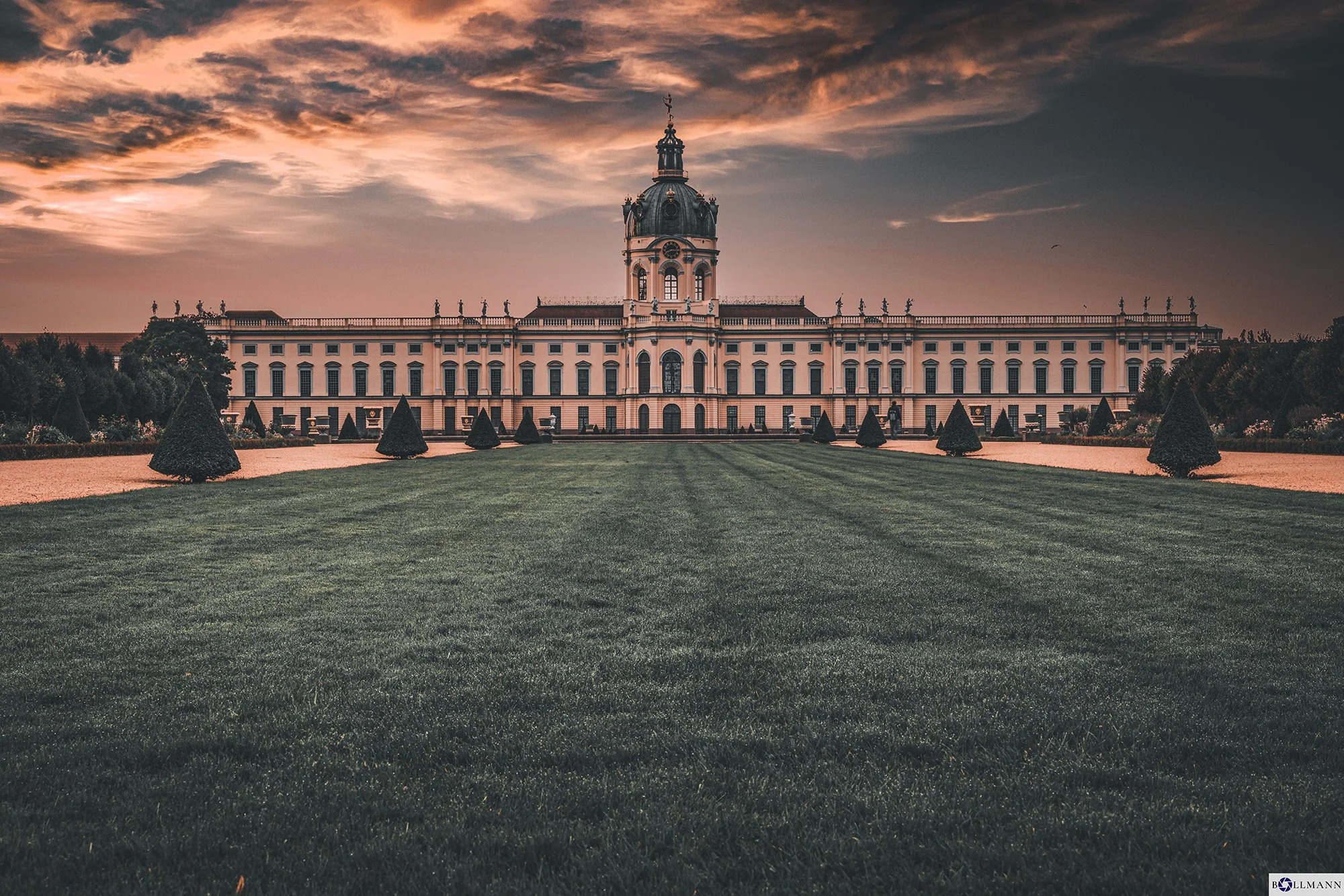 Berlin_Schloss_Charlottenburg_6_moody_BOLLMANN-BF_web.jpg