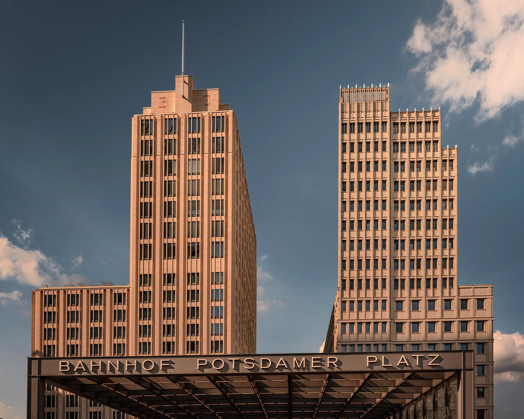 Berlin_Potsdamer_Platz_The-Ritz-Carlton_BeisheimCenter_BOLLMANN-BF_web.jpg