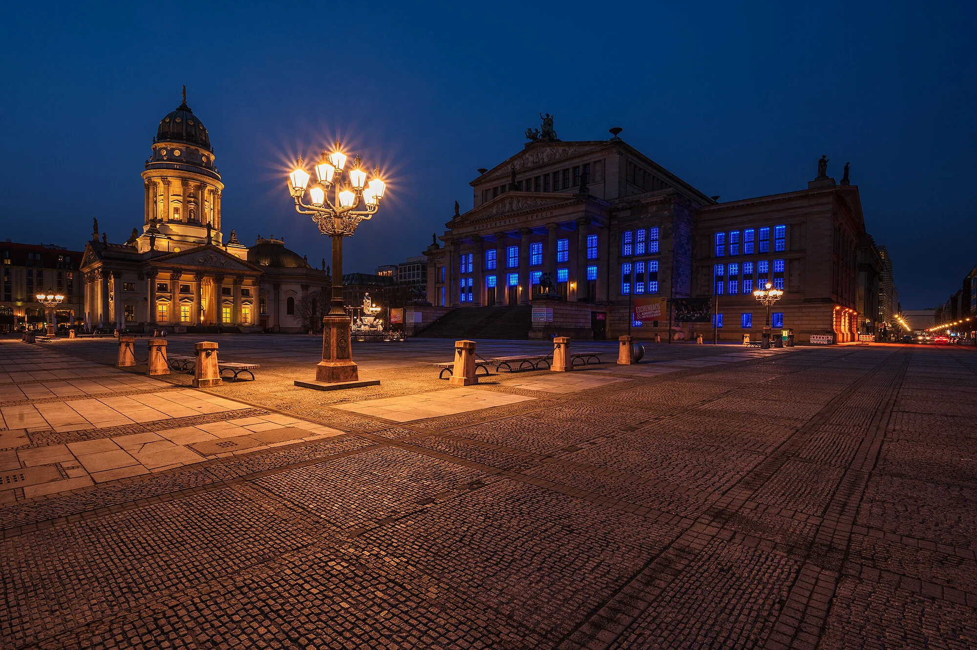 Gendarmenmarkt_blue_BOLLMANN-_-KOMMUNIKATION_web.jpg