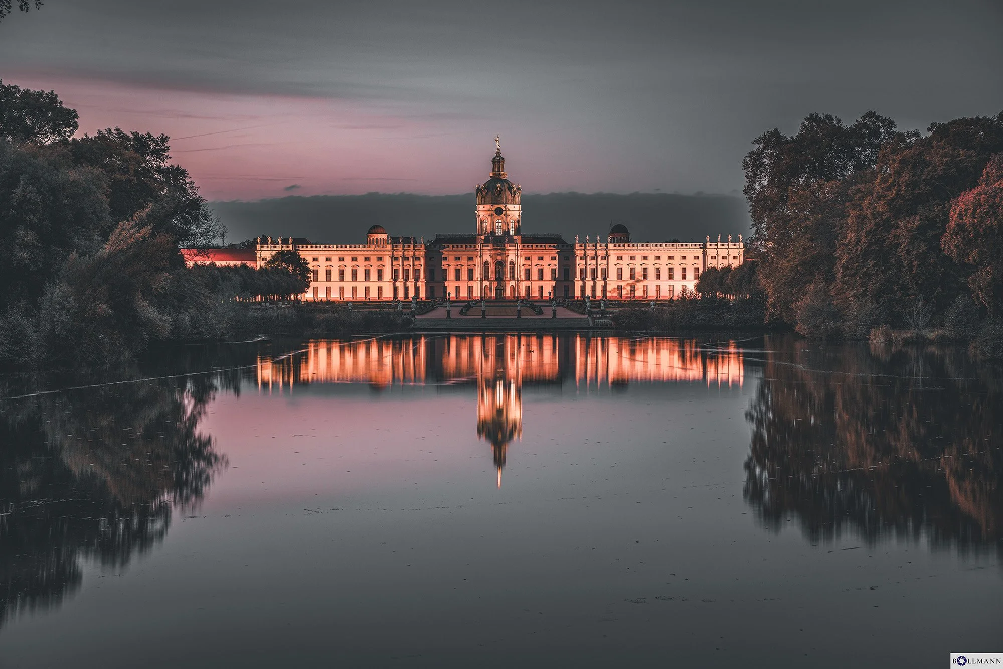 Berlin_Schloss_Charlottenburg_blaueStd.7_moody_BOLLMANN-BF_web.jpg