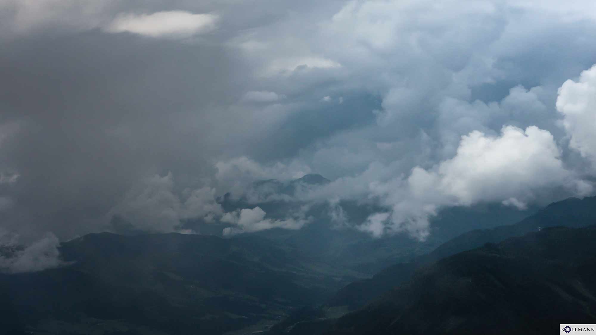 Salzburger_Land_Tal_BOLLMANN-BF_web.jpg