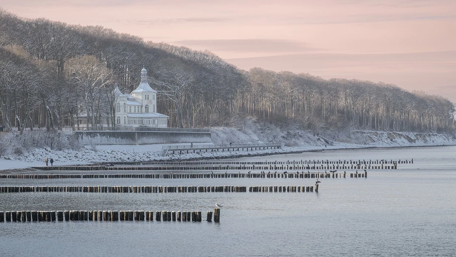 »Villa Adler«, typisch für die Bäderarchitektur von 1795 - eines der ältesten Gebäude in Heiligendamm