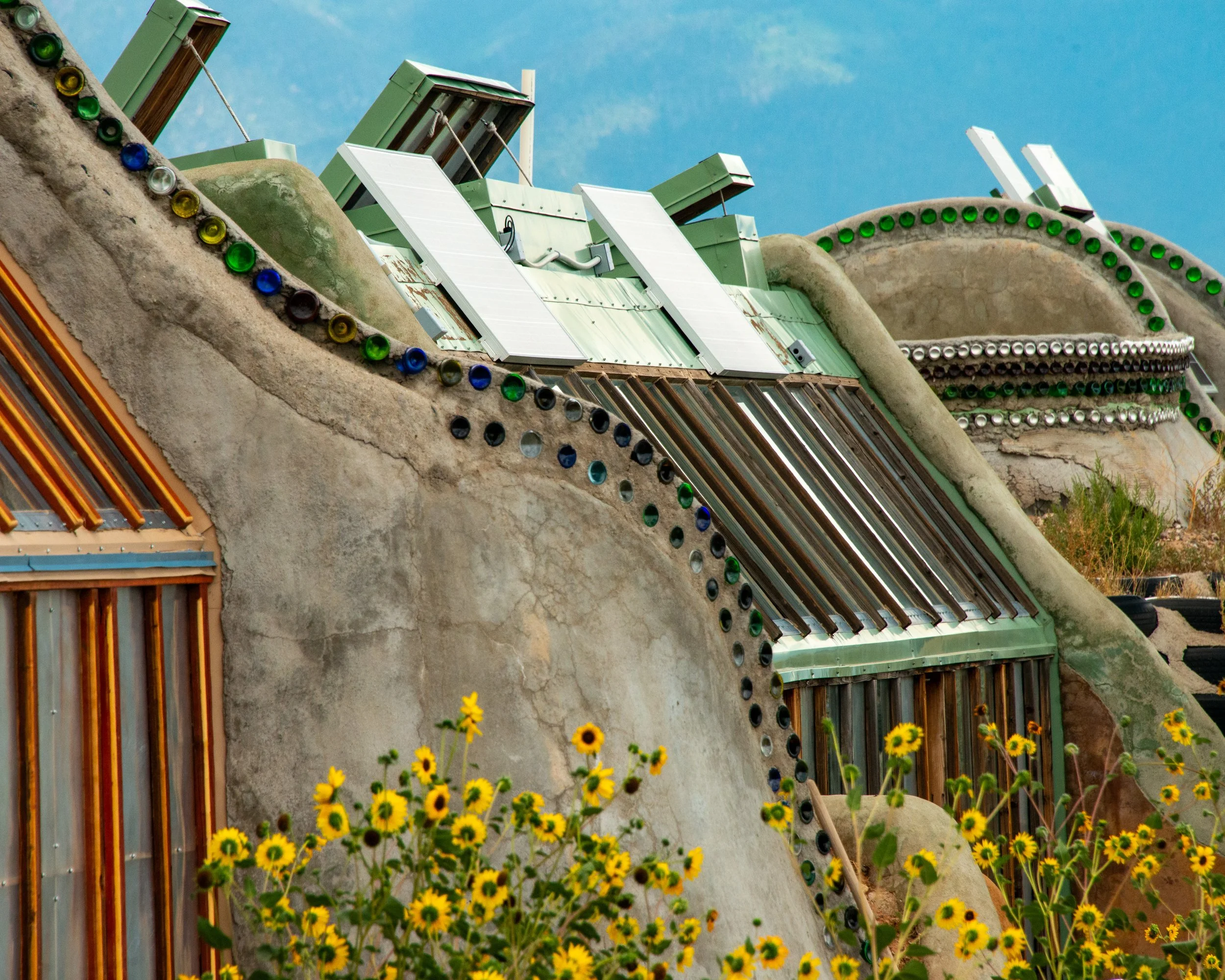 Earthships-82.jpg