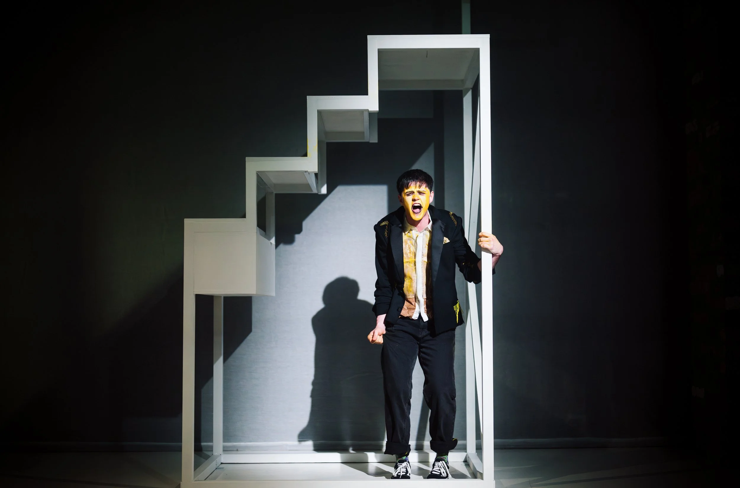 BOV_Dear_Young_Monster_Production_Photo_by Alex_Brenner_13.jpg