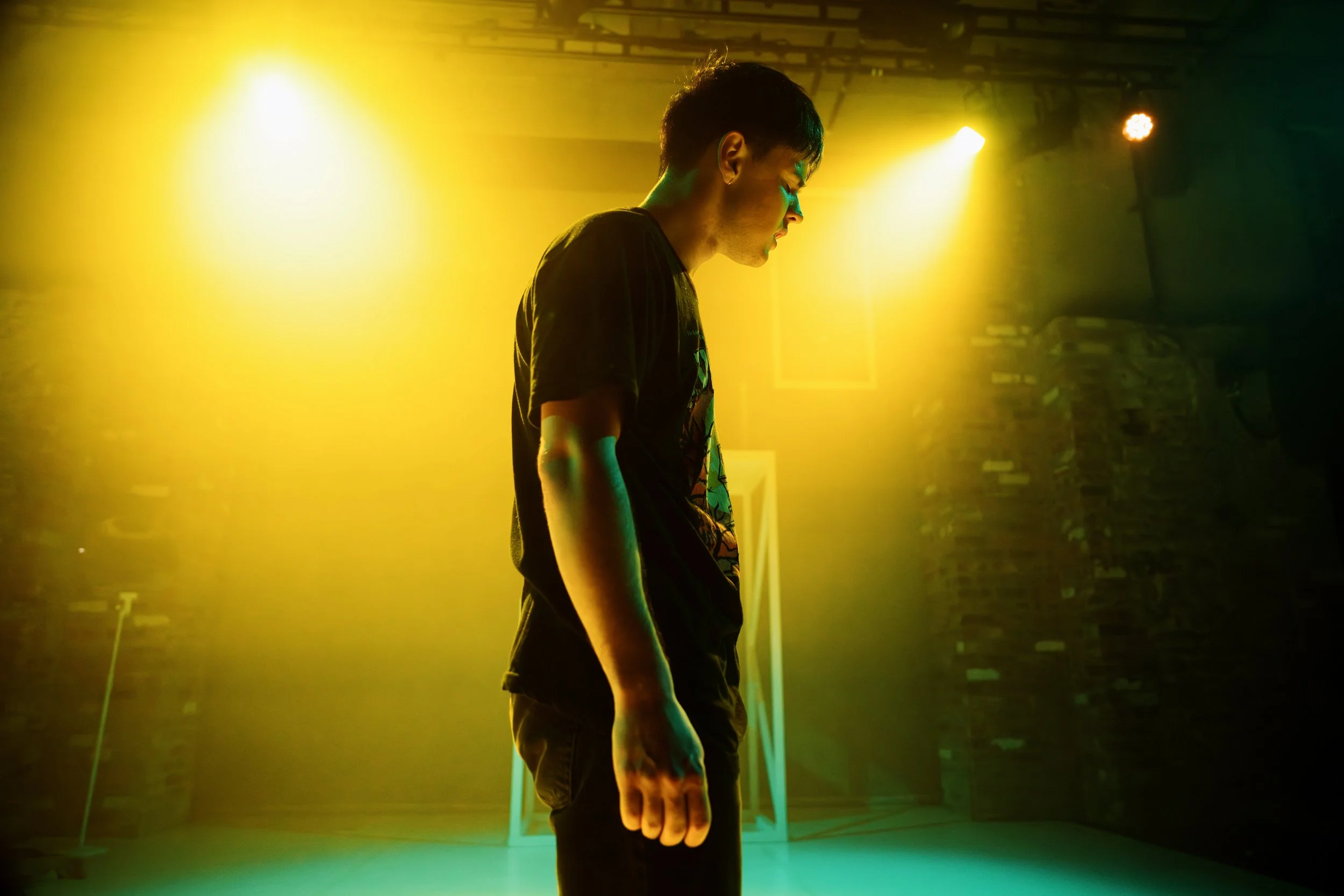 BOV_Dear_Young_Monster_Production_Photo_by Alex_Brenner_75.jpg