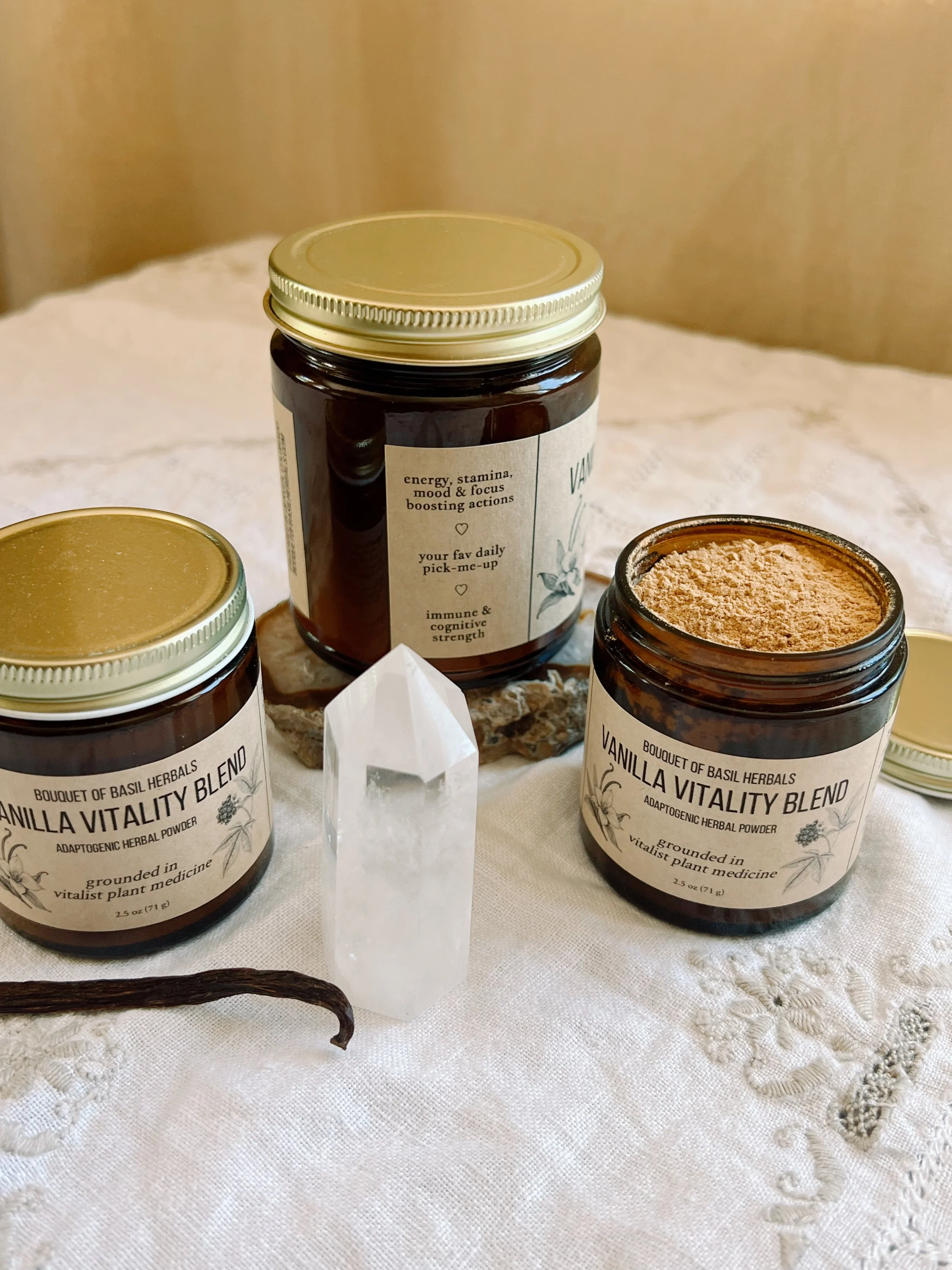 vanilla vitality: adaptogenic herbal powder