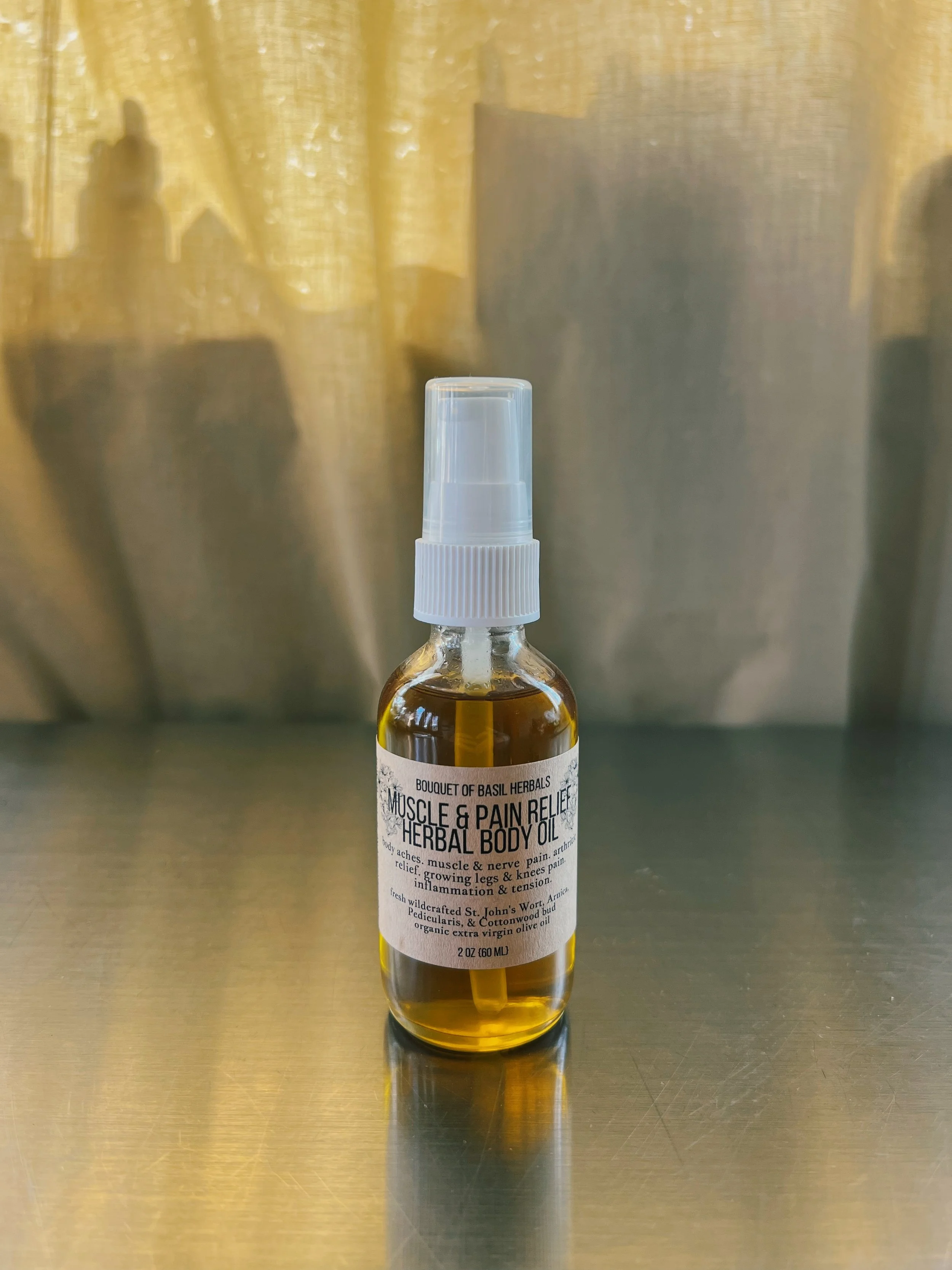 muscle & pain relief herbal body oil