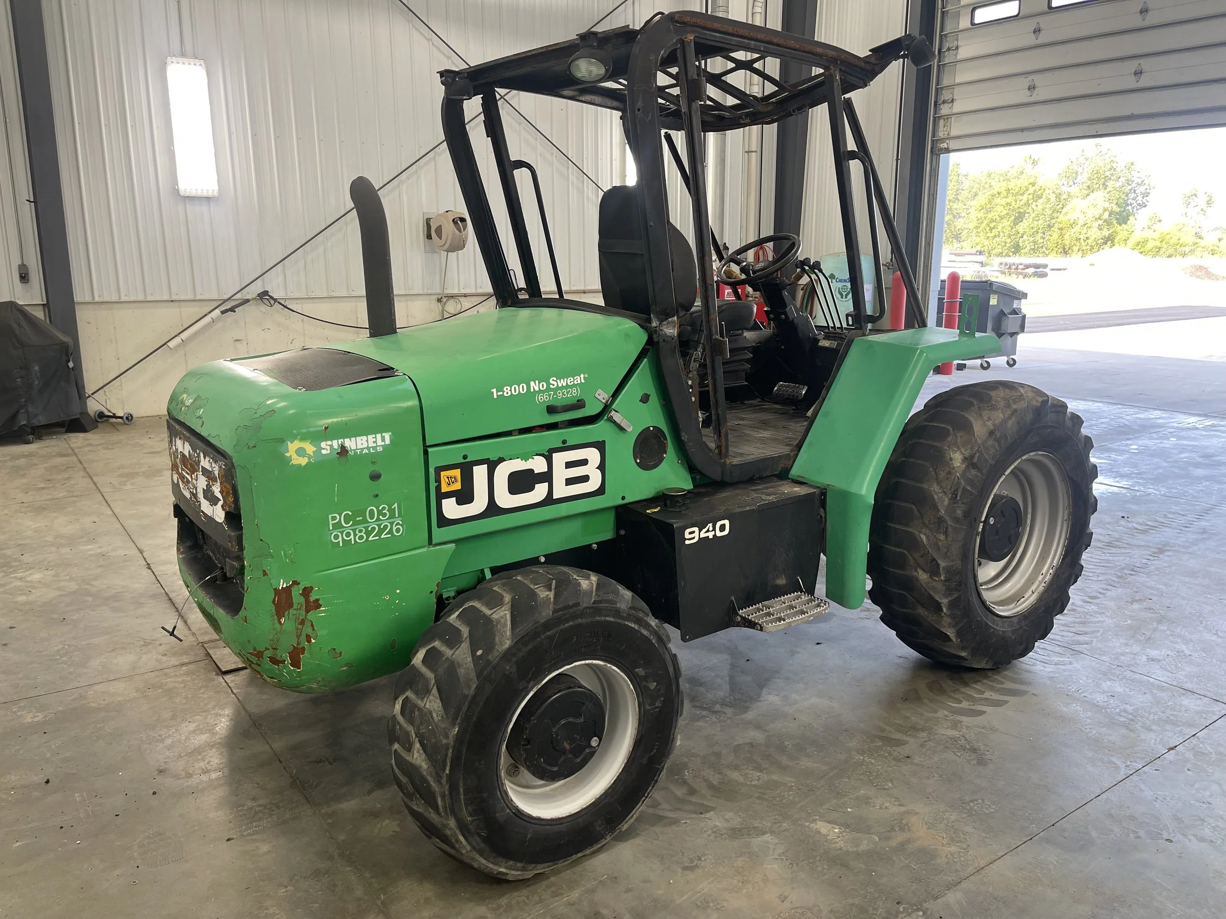 2016 JCB 940 Forklift 8000lb For Sale