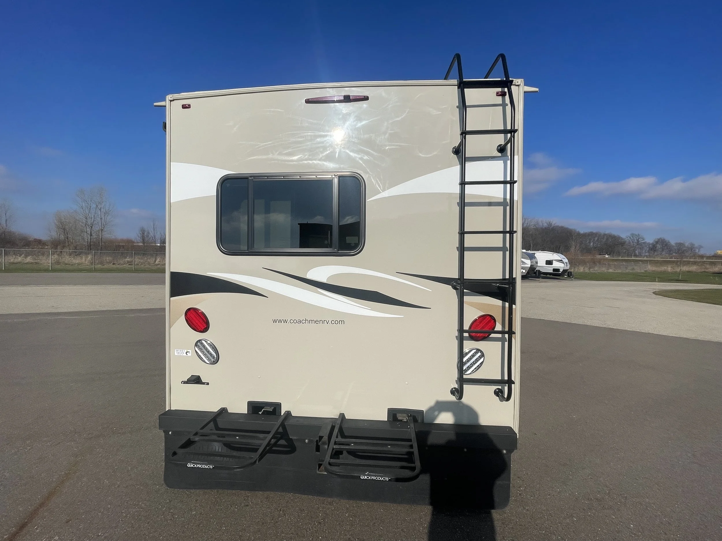 2019 Coachmen Leprechaun 311FS
