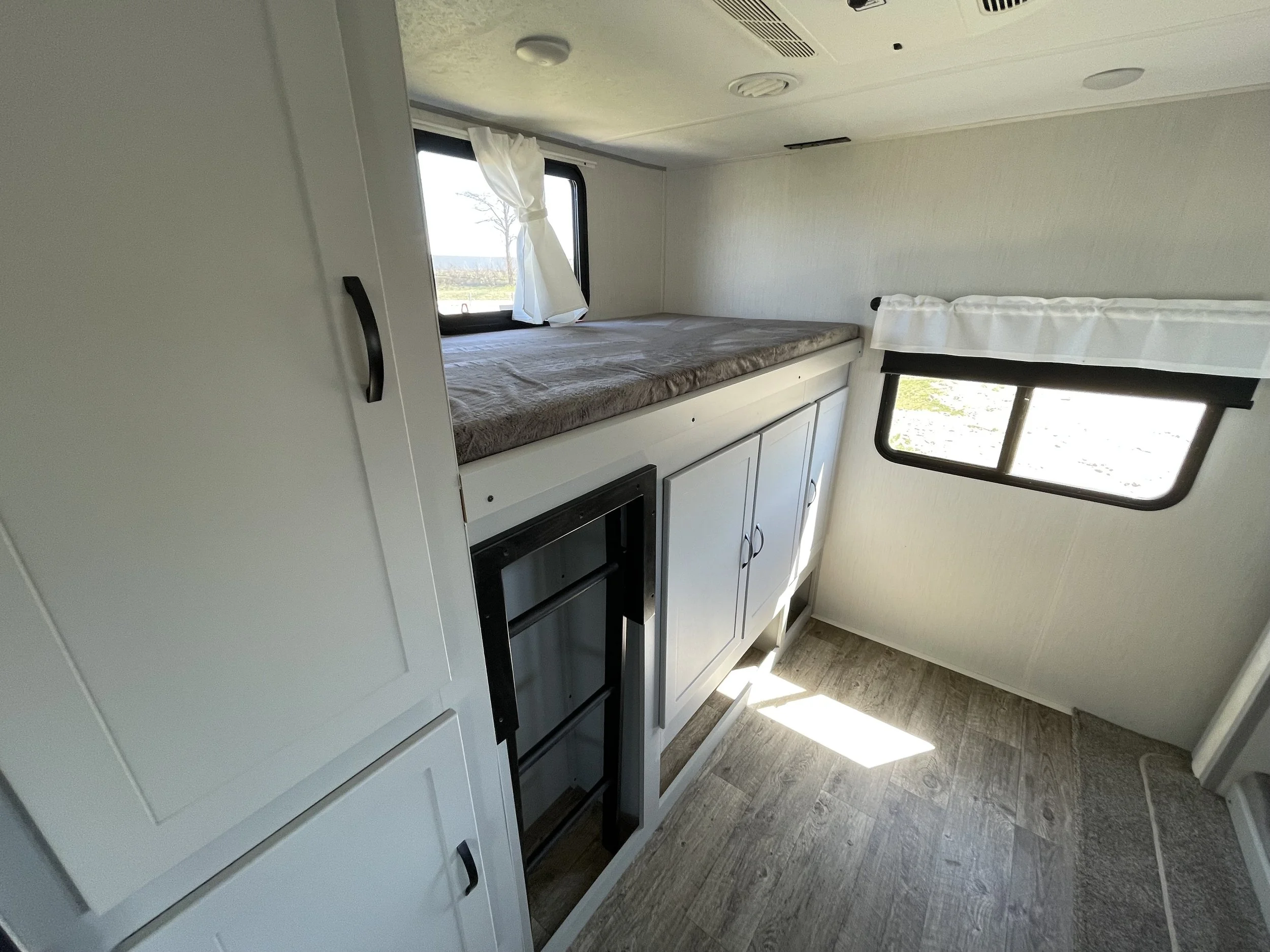 2022 Forest River Vibe 29BH For Sale