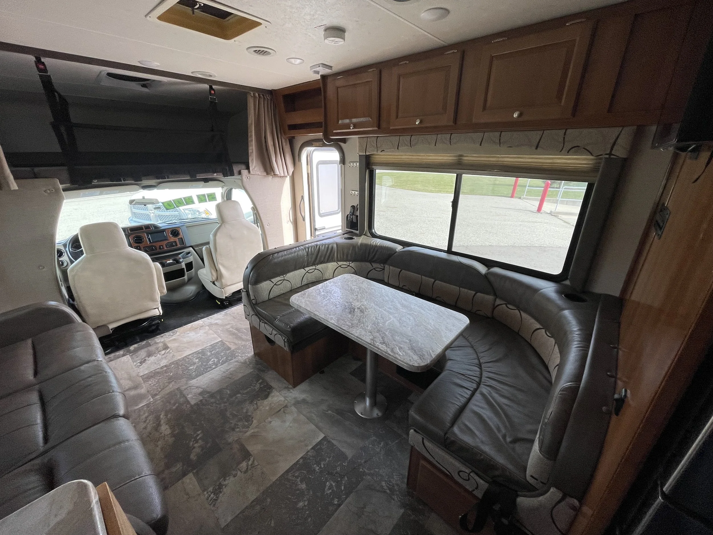 2019 Coachmen Leprechaun 311FS