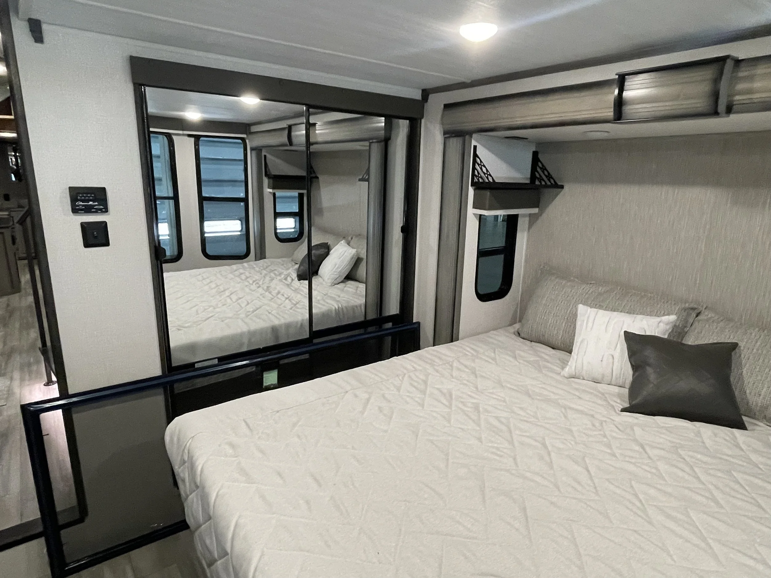 2024 Keystone Residence 40CLDL Destination Trailer