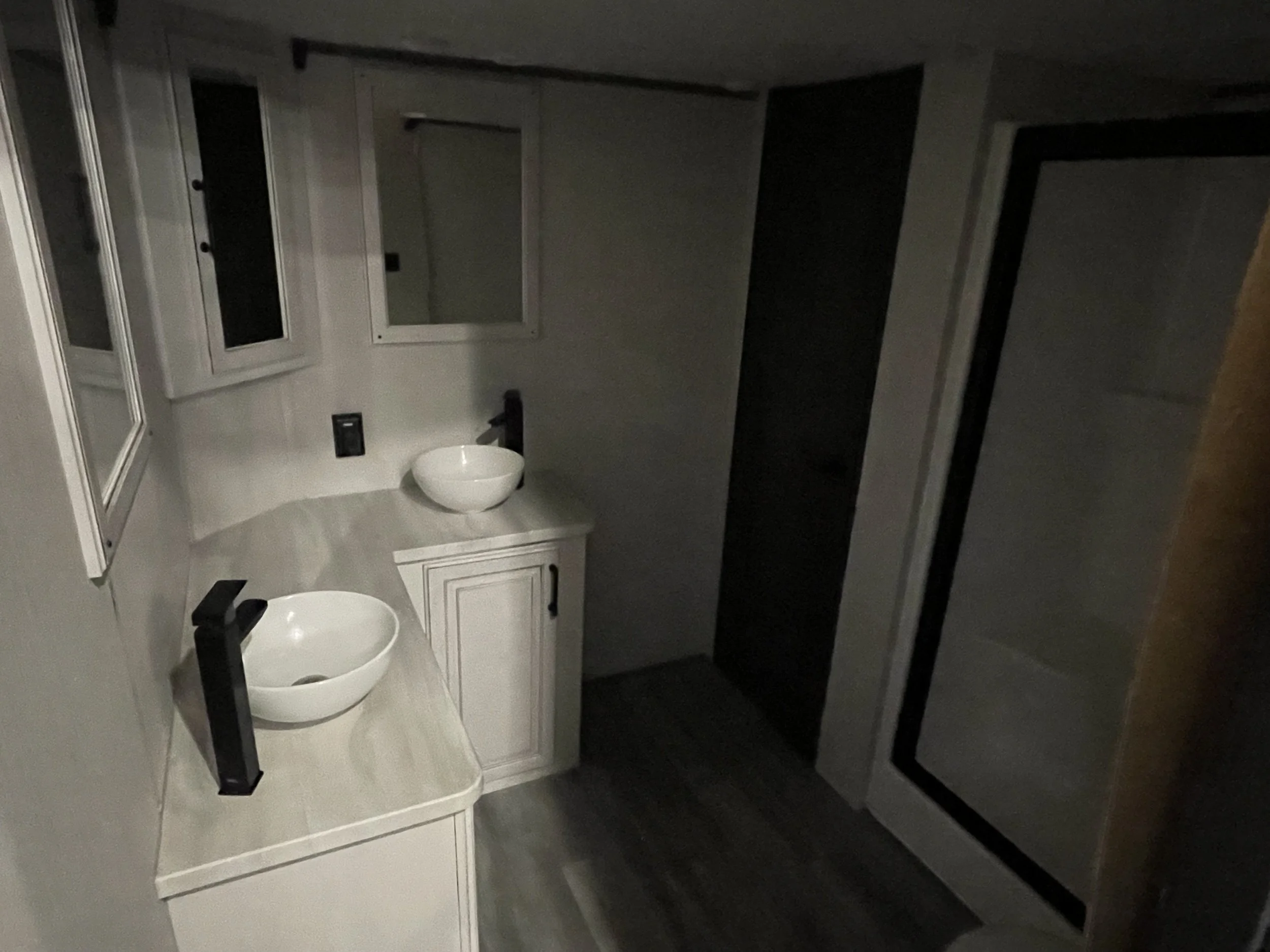 2024 Keystone Residence 40CLDL Destination Trailer