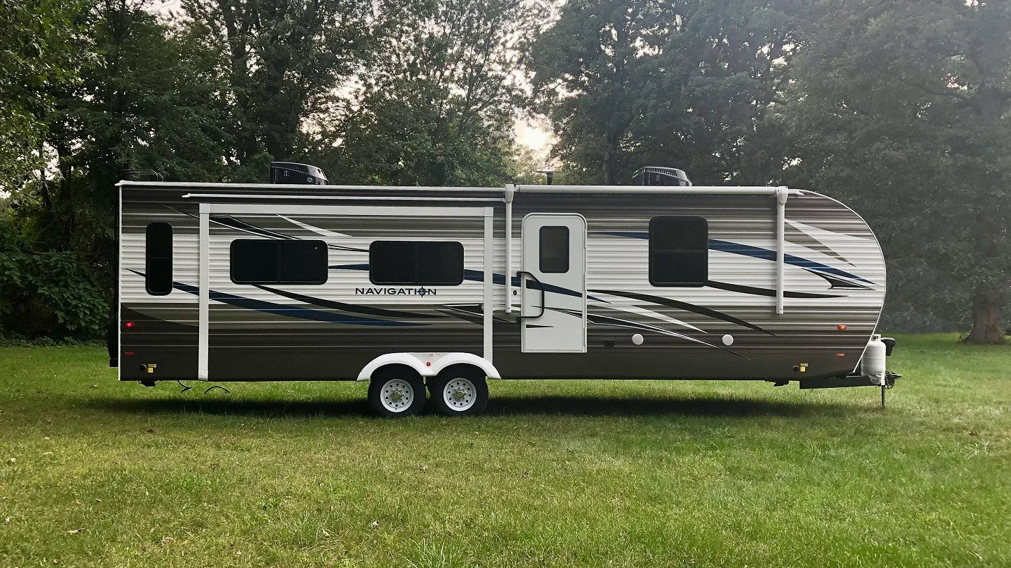 2022 Navigation 322 RLTS Right Slideout