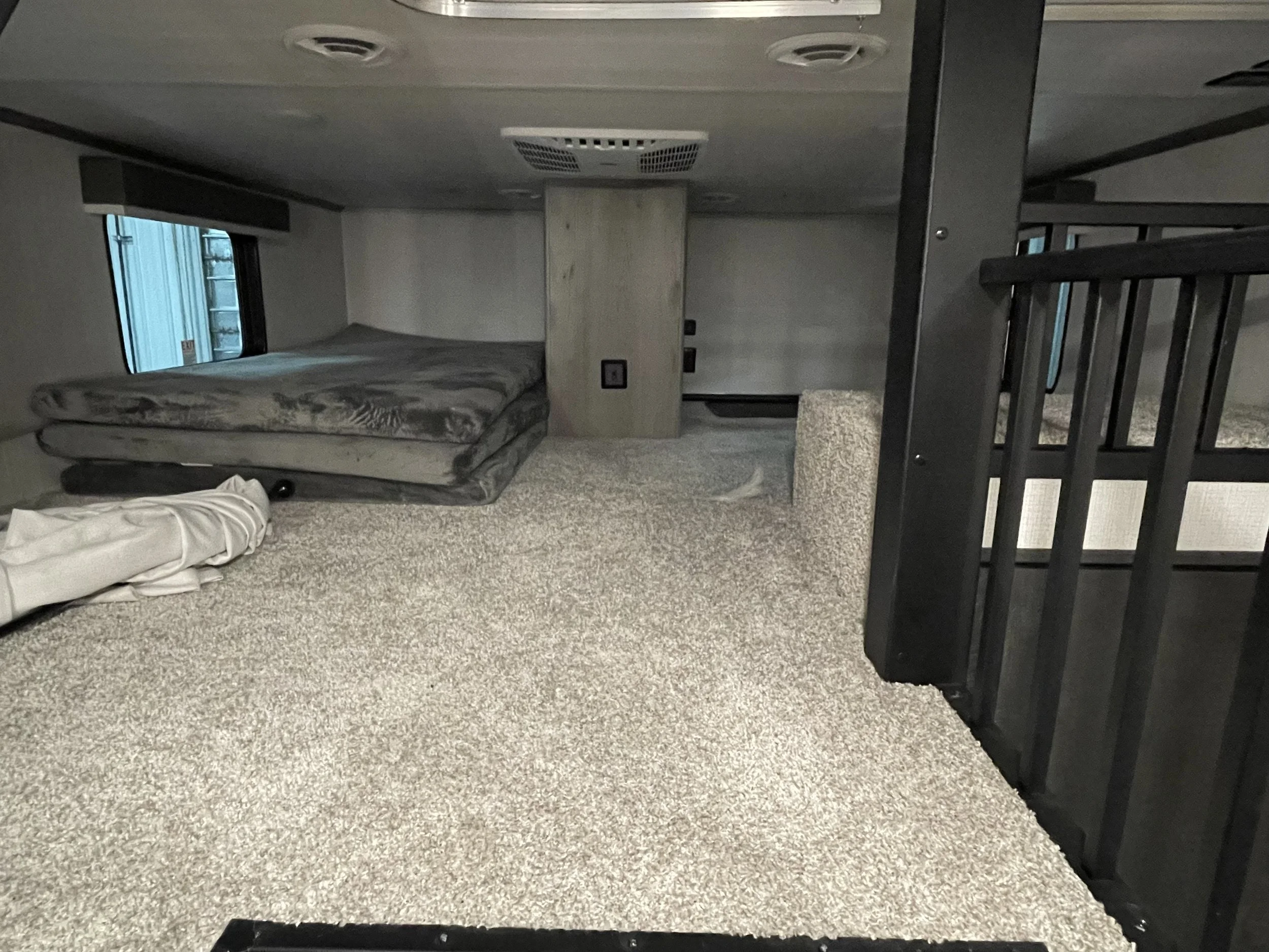 2024 Keystone Residence 40CLDL Destination Trailer