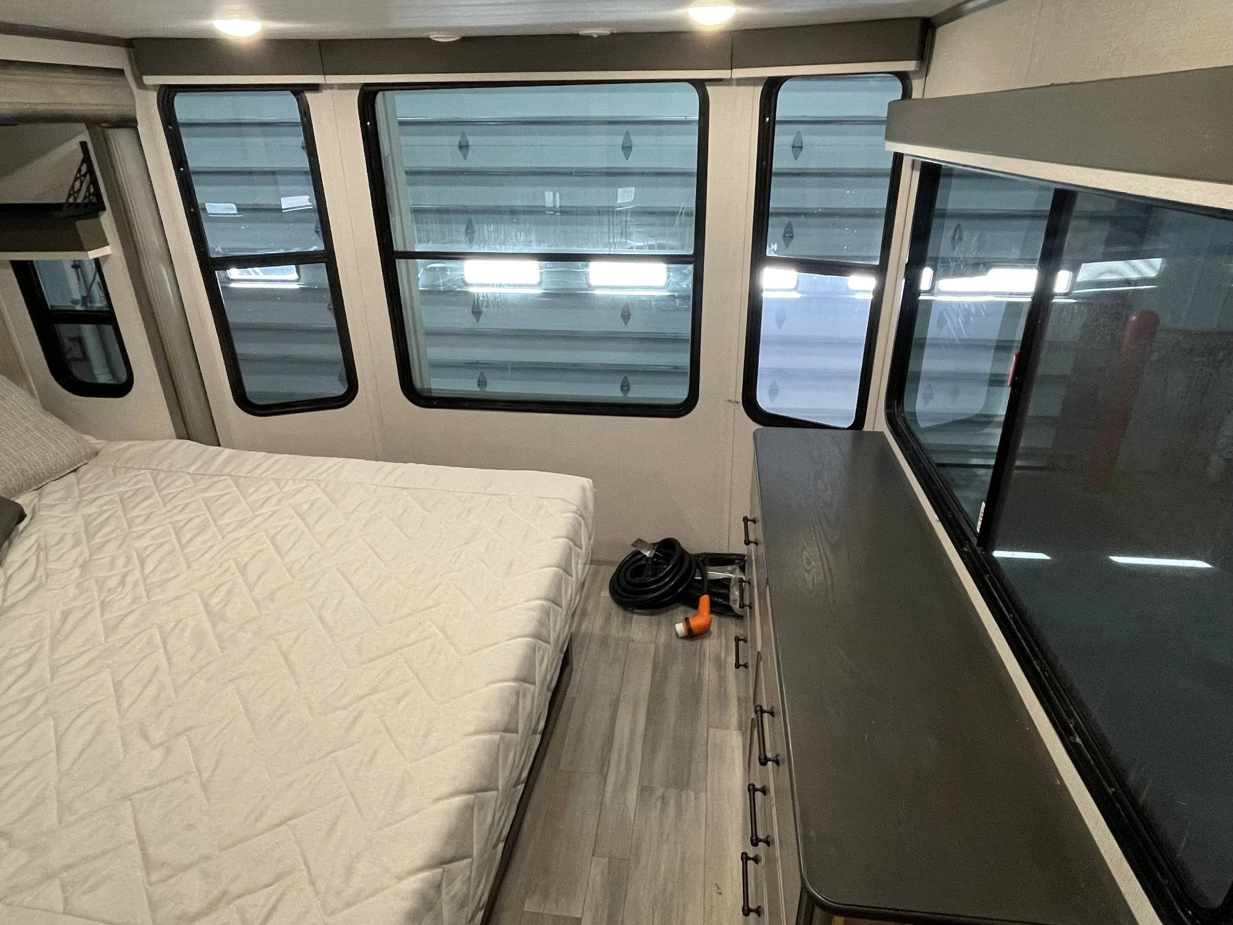 2024 Keystone Residence 40CLDL Destination Trailer