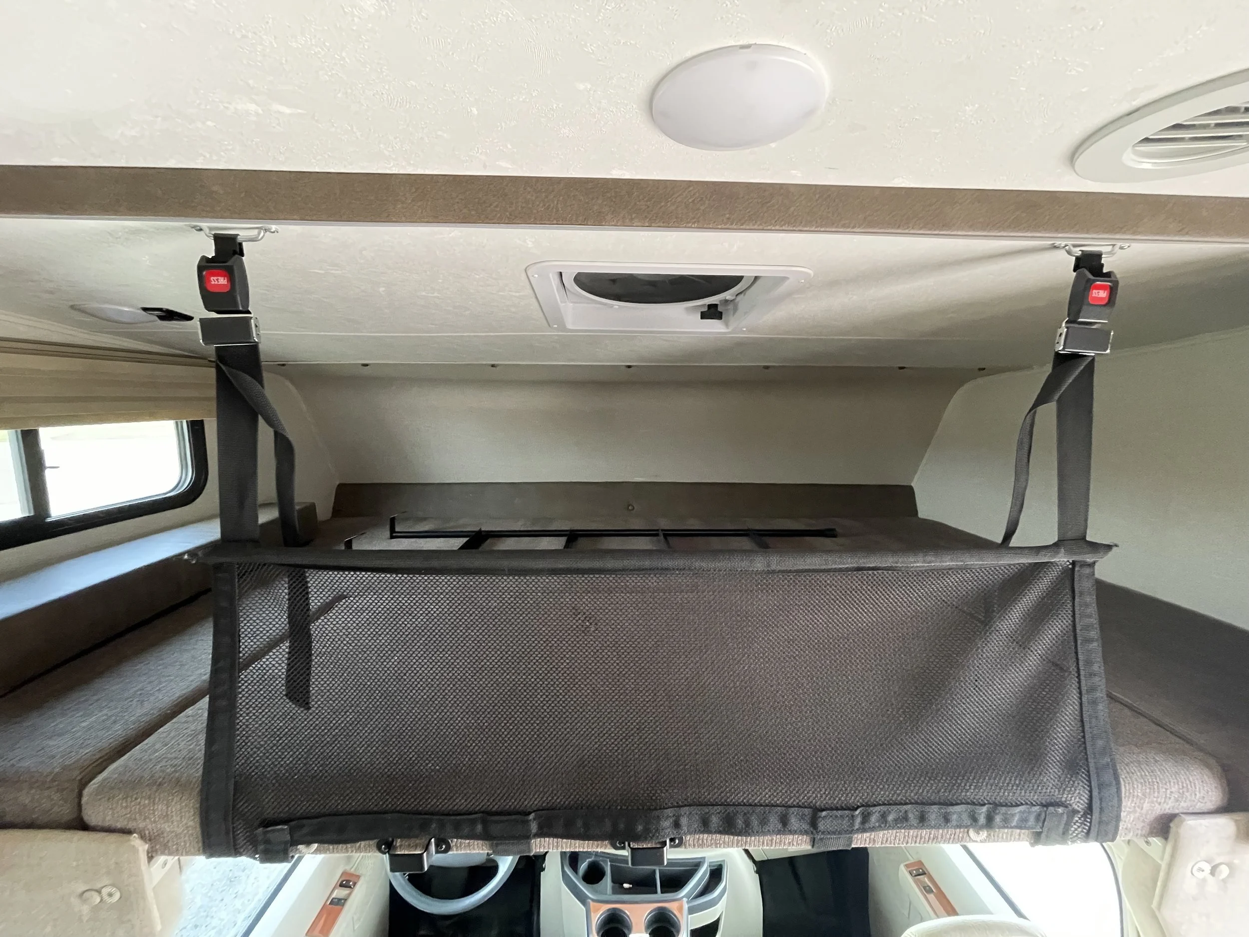 2019 Coachmen Leprechaun 311FS