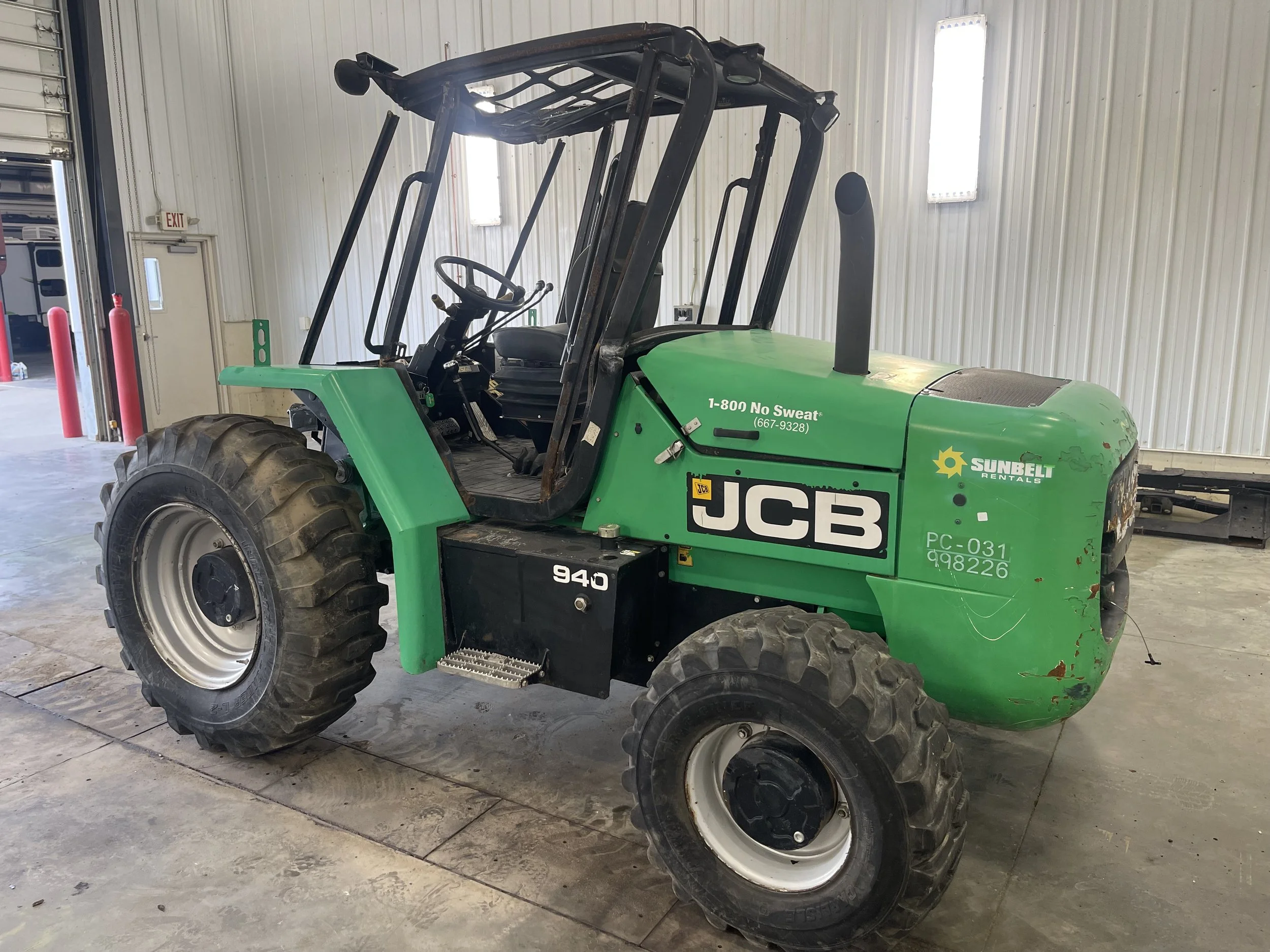 2016 JCB 940 Forklift 8000lb For Sale