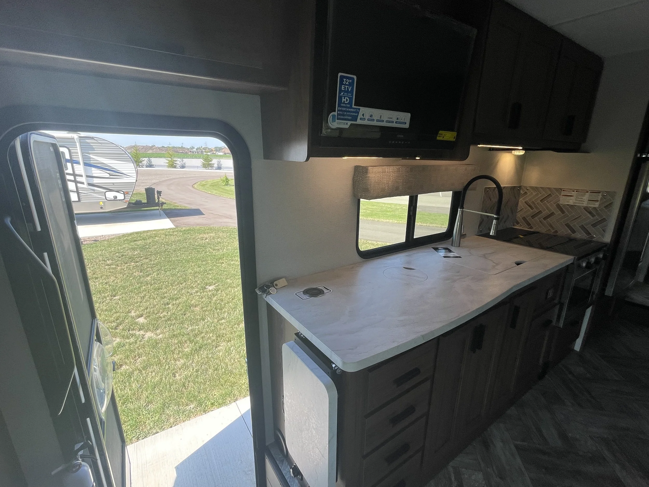 2022 Forest River Sunseeker 3010DS