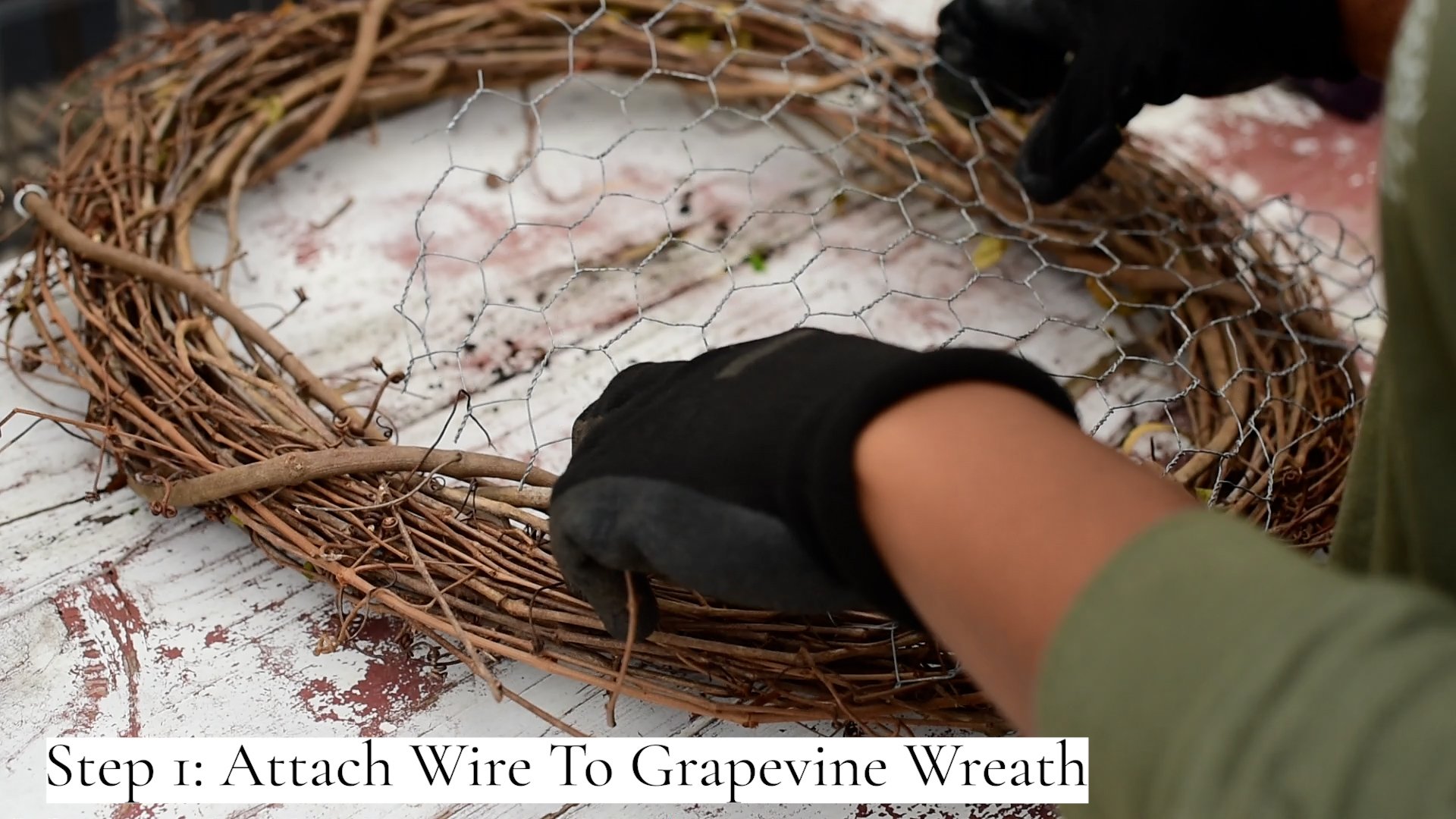 Grapvine Wreath Wire Attatching.jpg