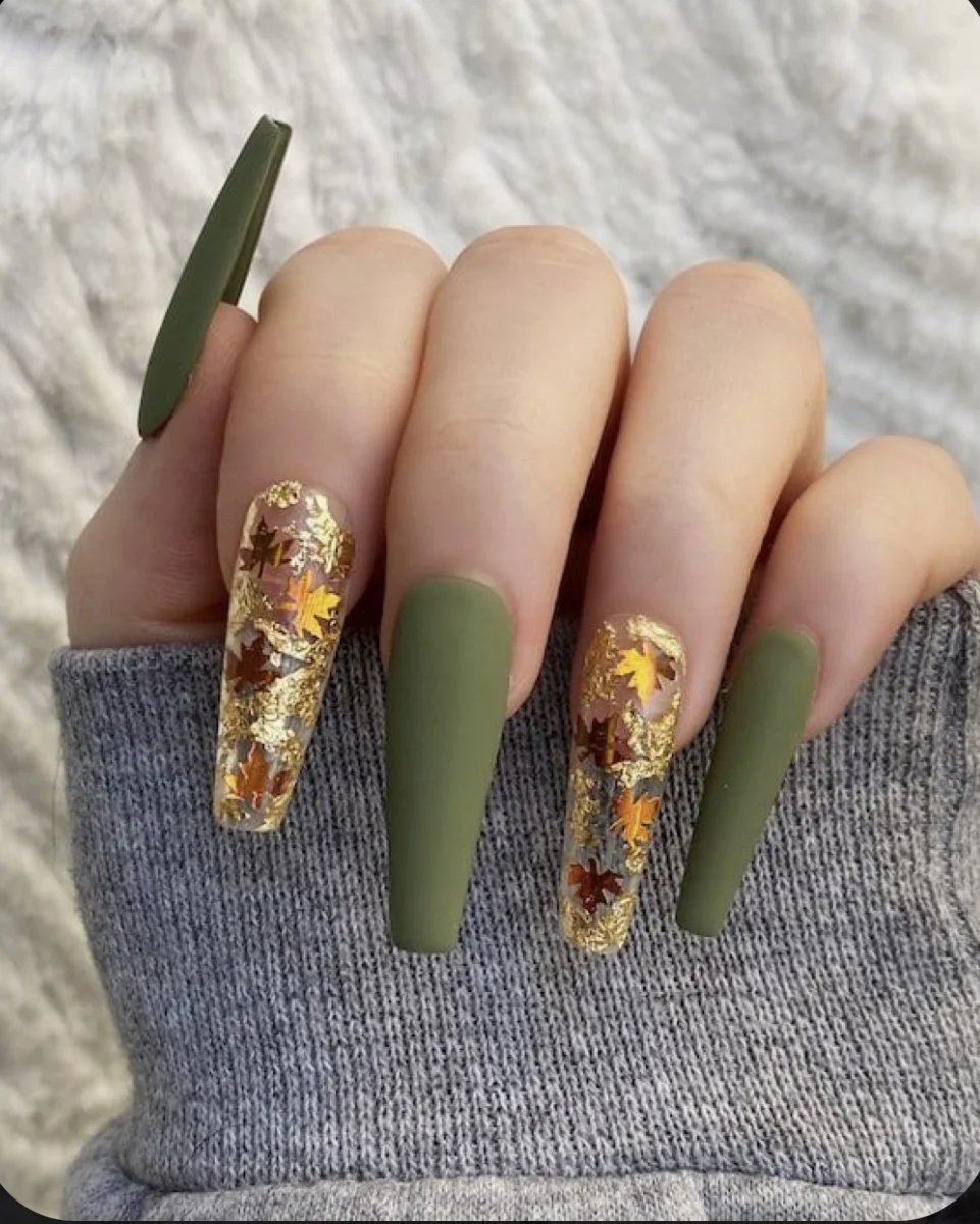 Matte Green with Accents of Leaves