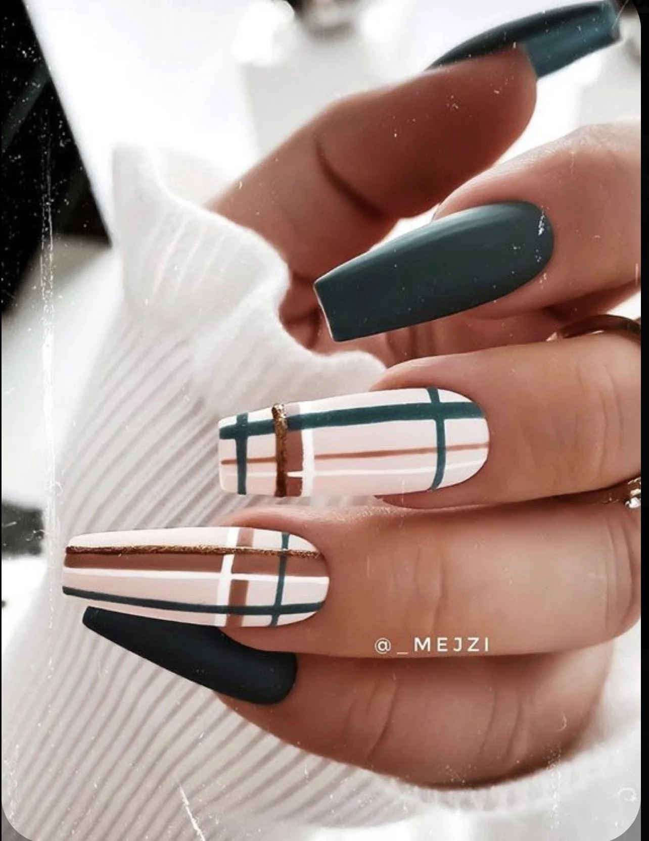 Green Burberry Pattern