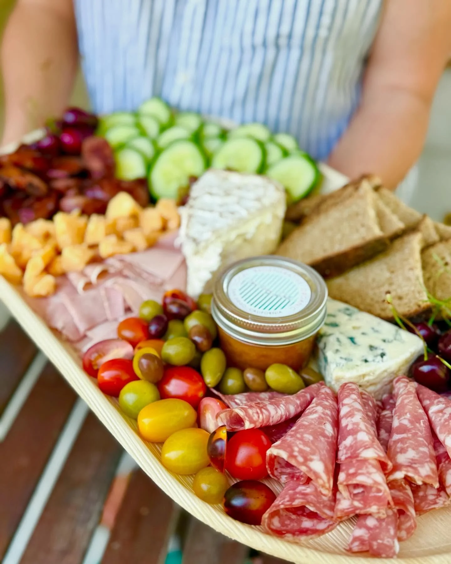 The Tiny Deli serves up all kinds of charcuterie boards, grazing tables, farmer&rsquo;s bounty family style spreads, you name it! Let us make your next event one to remember 🍓 #organicsandiegochef #eatorganic #charcuterie #organiccatering