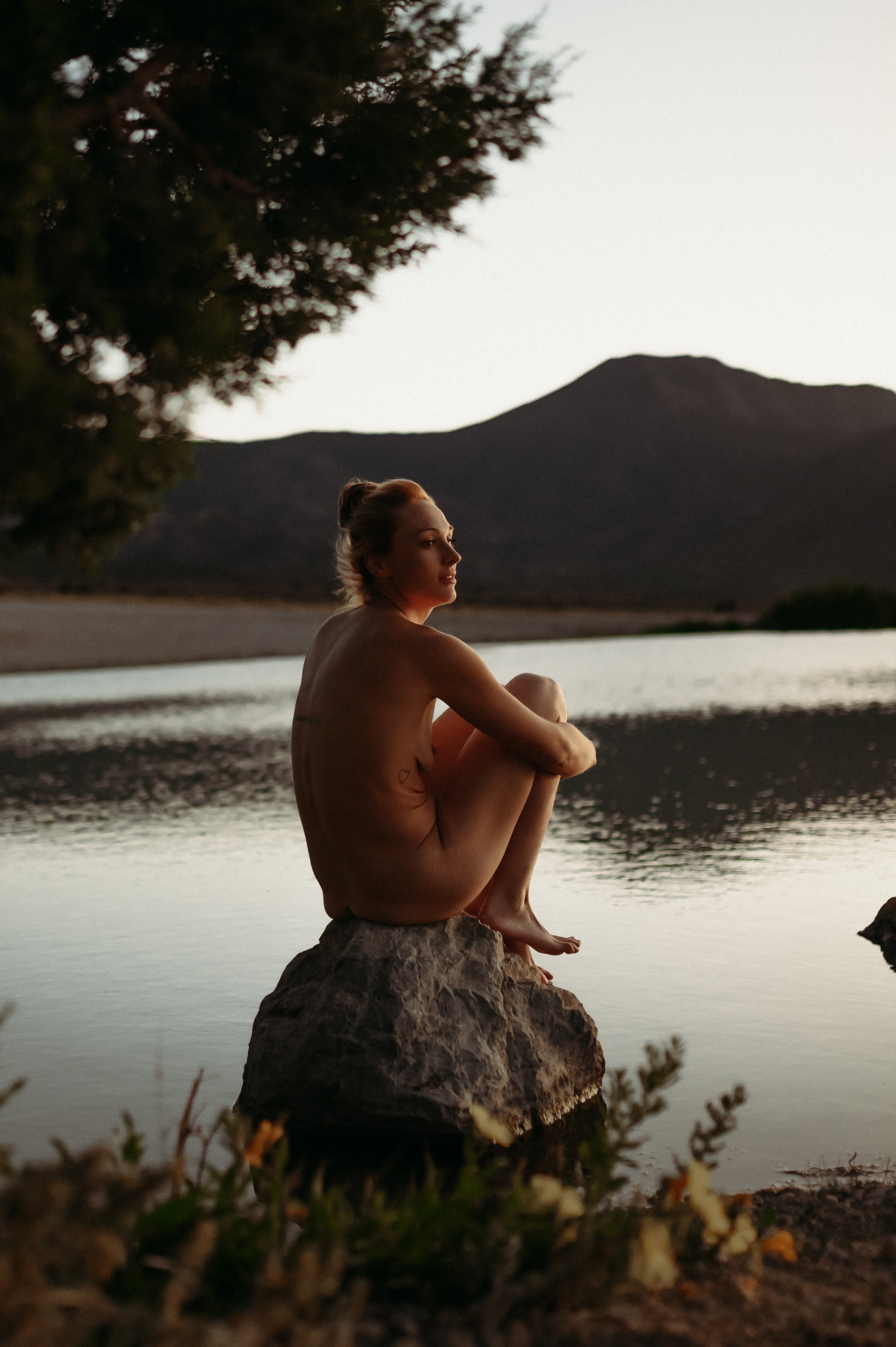 zealous stills outdoor boudoir las vegas nevada water session photography