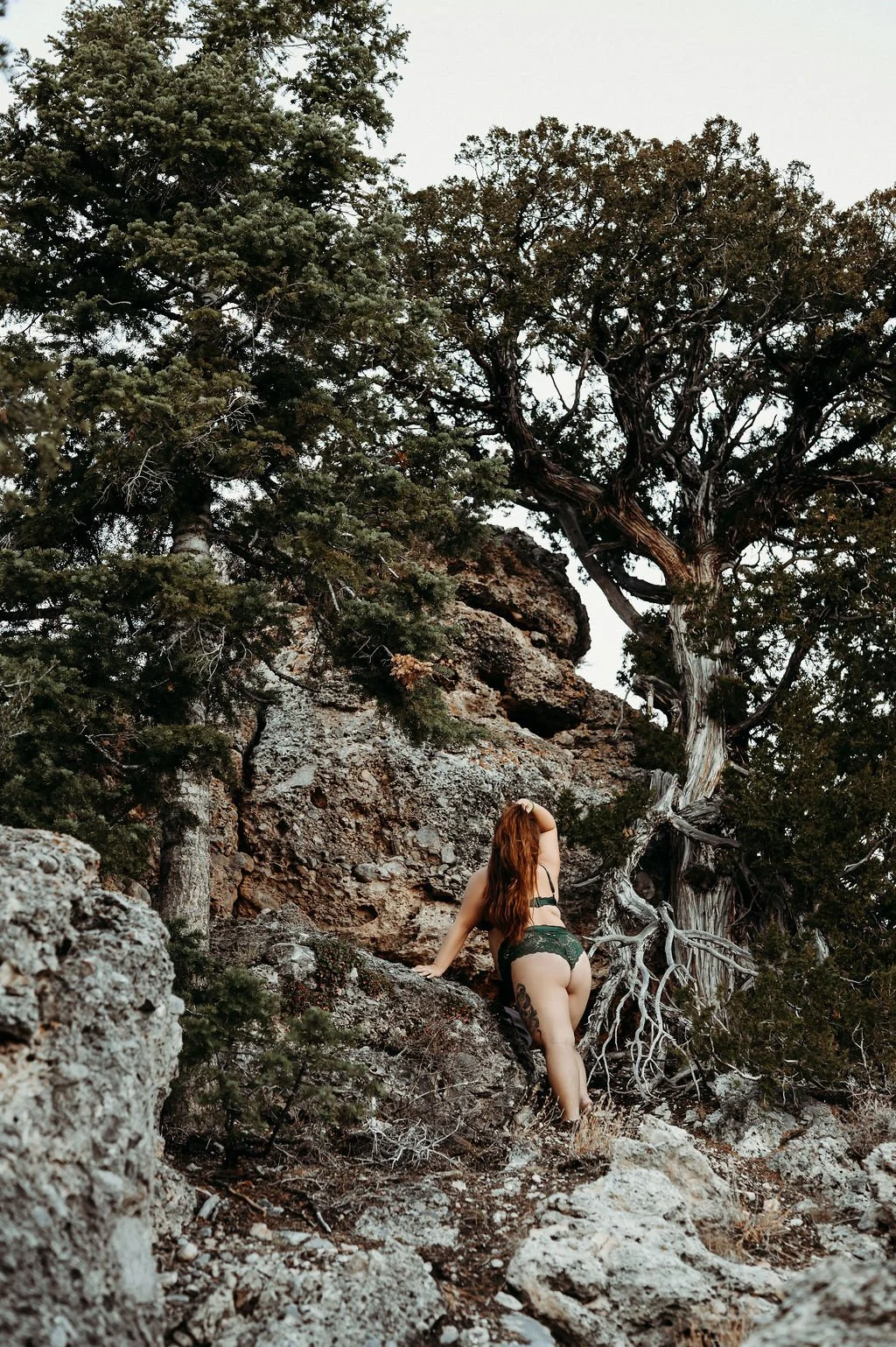 zealous stills outdoor adventure boudoir in las vegas