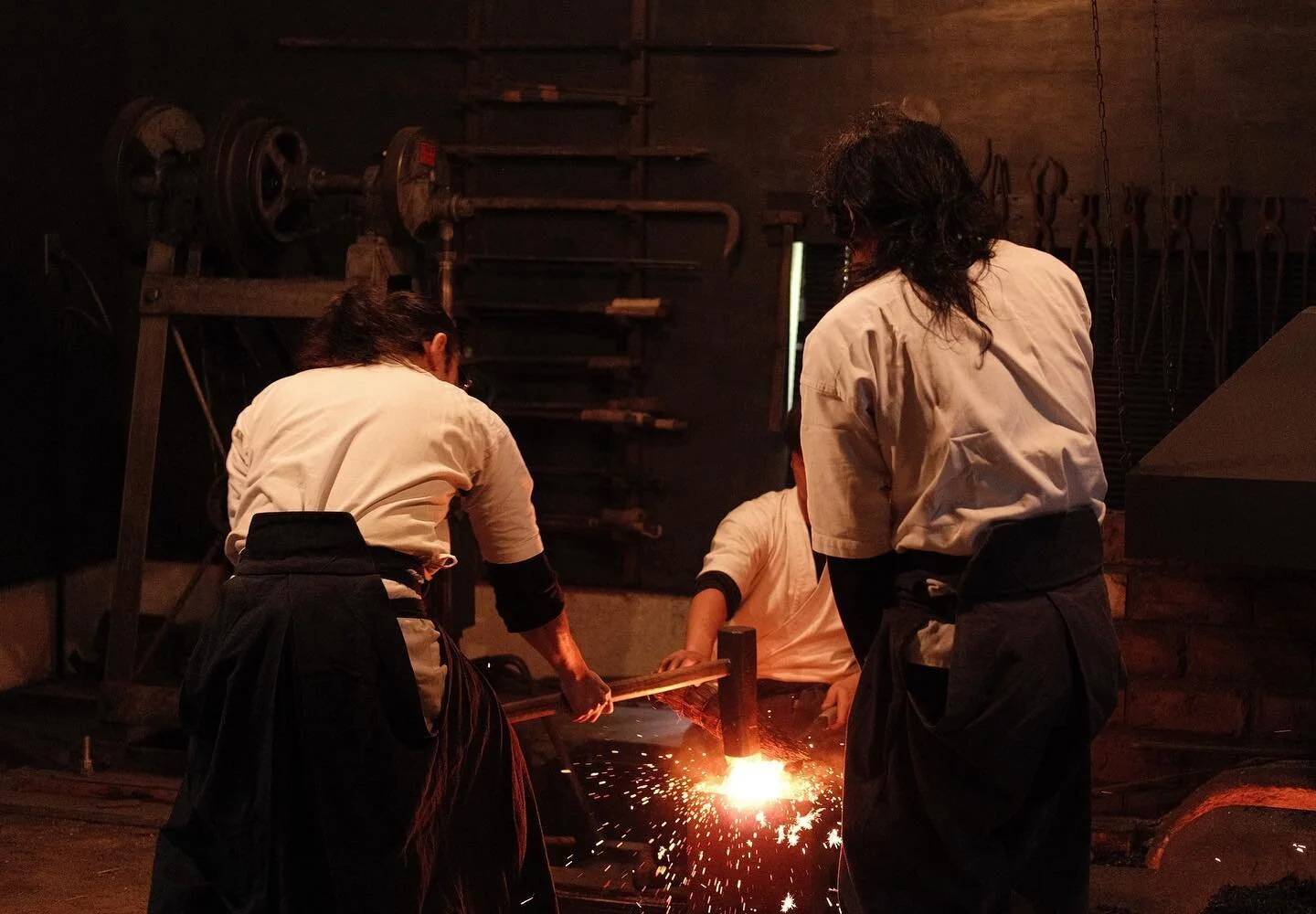 Another straight out of camera shot. Definitely love the sharpness of the sparks. This is part of the folding of the metal of the katana and what gives it its unique pattern.