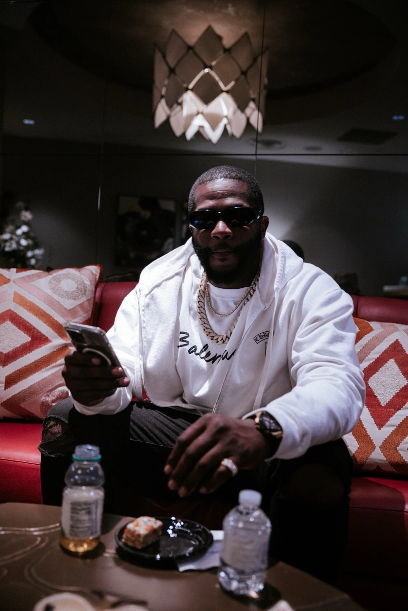 Low-light portrait in VIP lounge setting — portrait photography — Universal Black Media Philadelphia