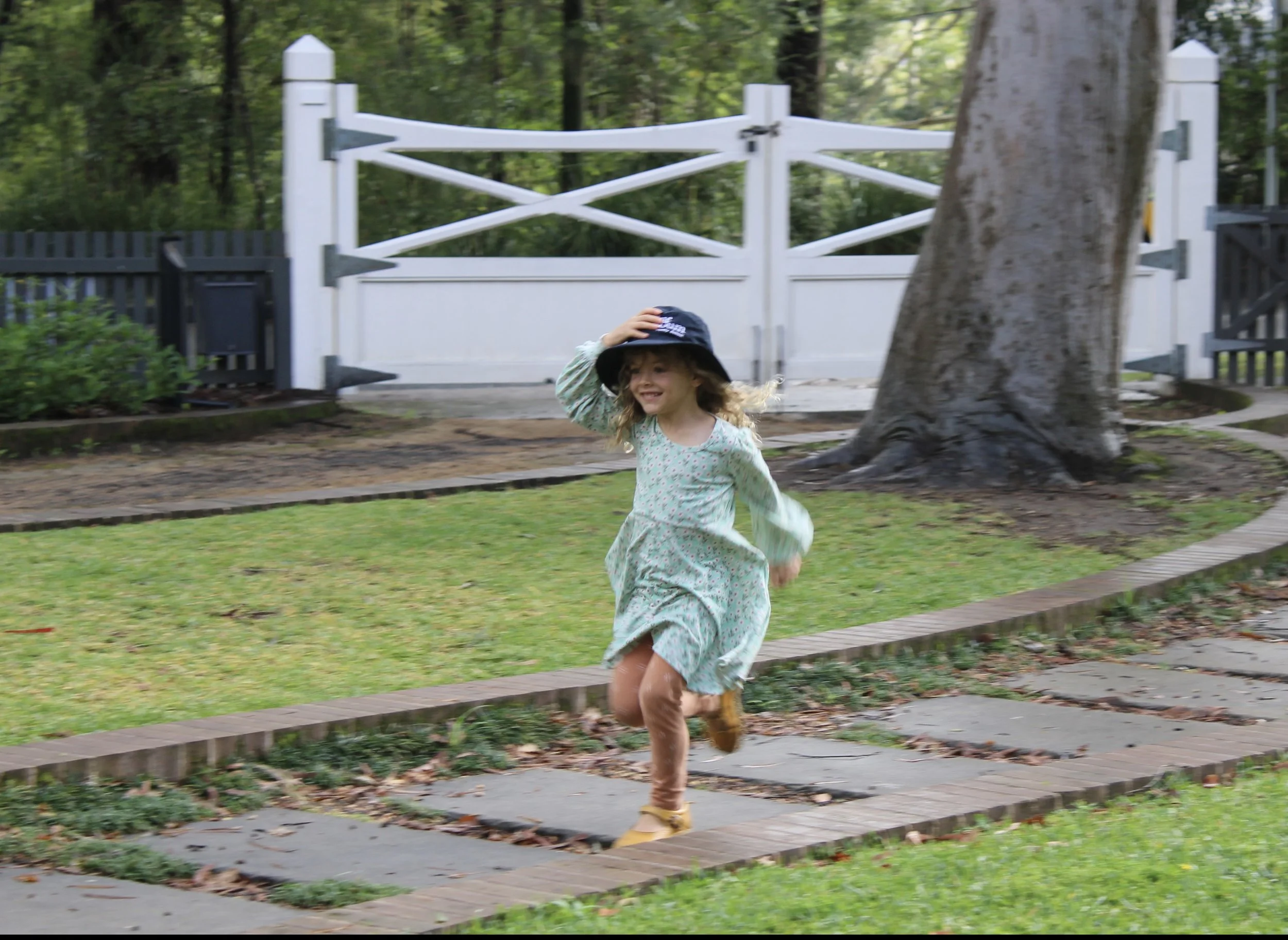 child running D 2.JPG