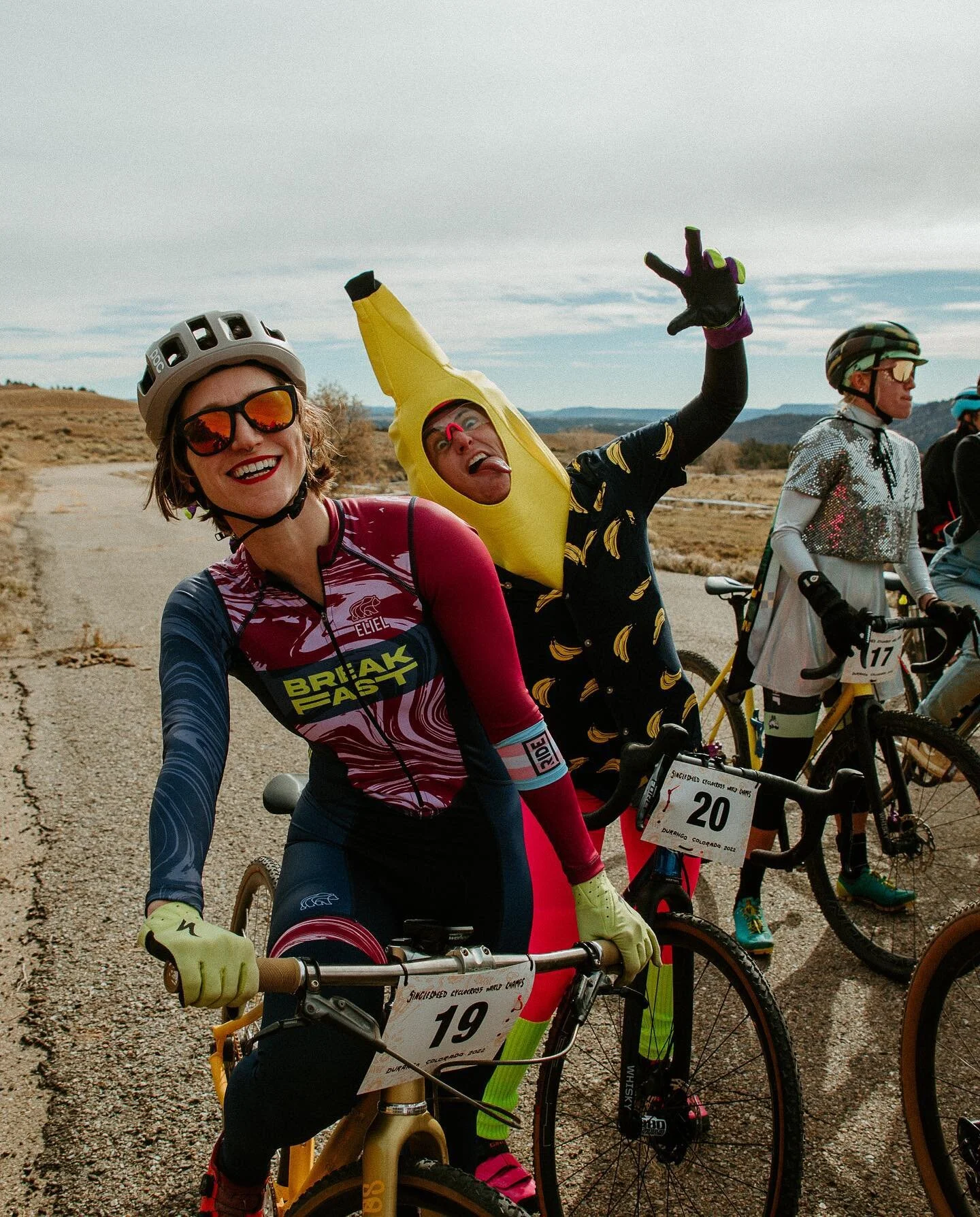 Some better-late-than-never @sscxwc22dgo content for your Friday night 🍌

Featuring single speed qweeeeen @ellaad