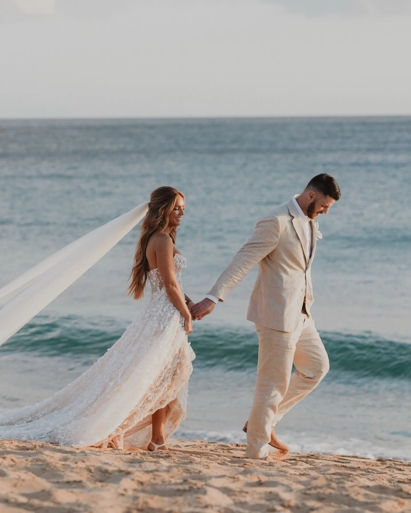 From tropical vow renewals to a new chapter with the Braves, congratulations to the Heims!!! ⚾️💌 
Grateful and honored to have captured milestones like this!

Vendor team:
@silverliningeventco @fslanai
@marchfloraldesign @castiestudio @nuagedesignsi