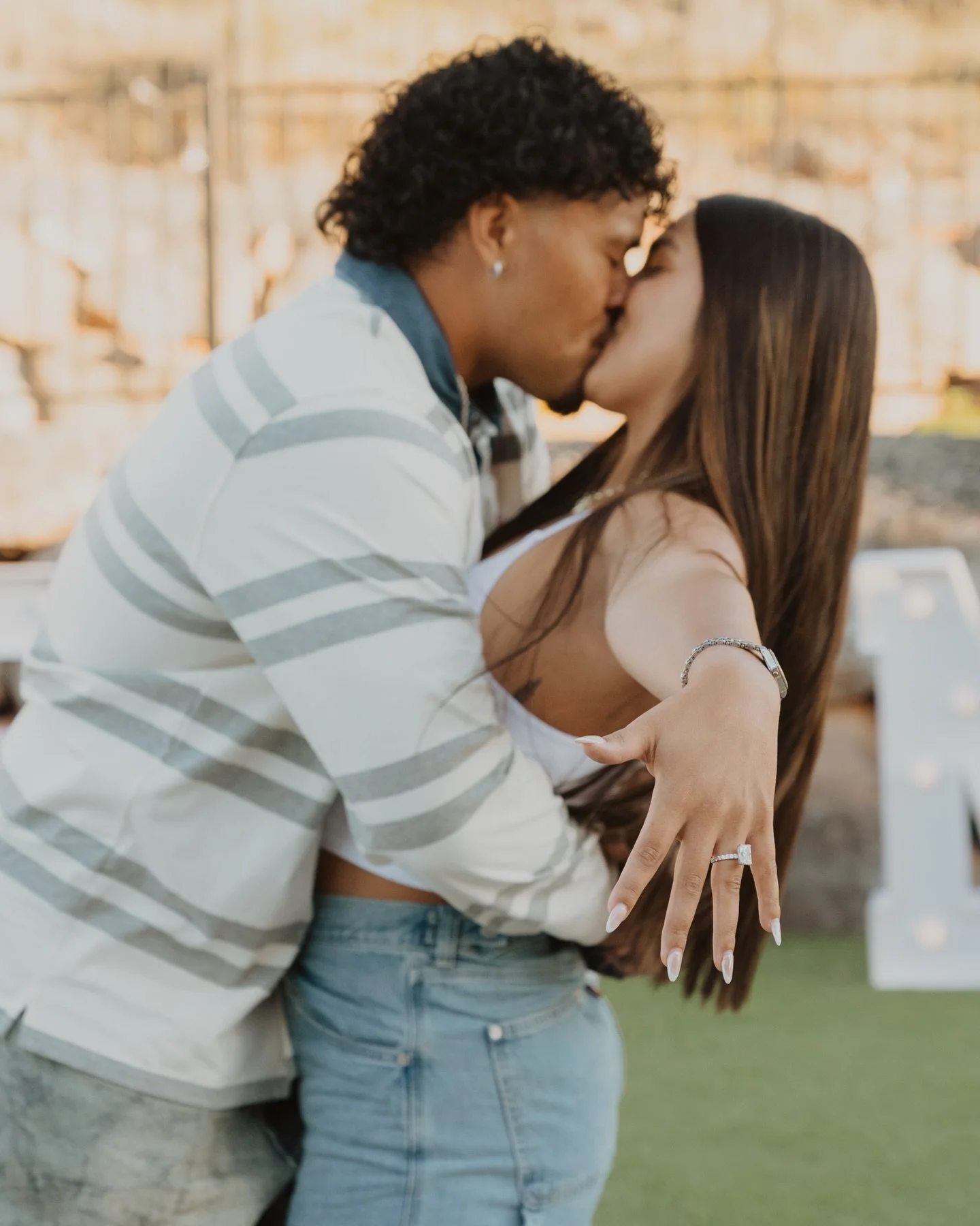 Cheers to the Sewells!!! 💌🪽🤭💍