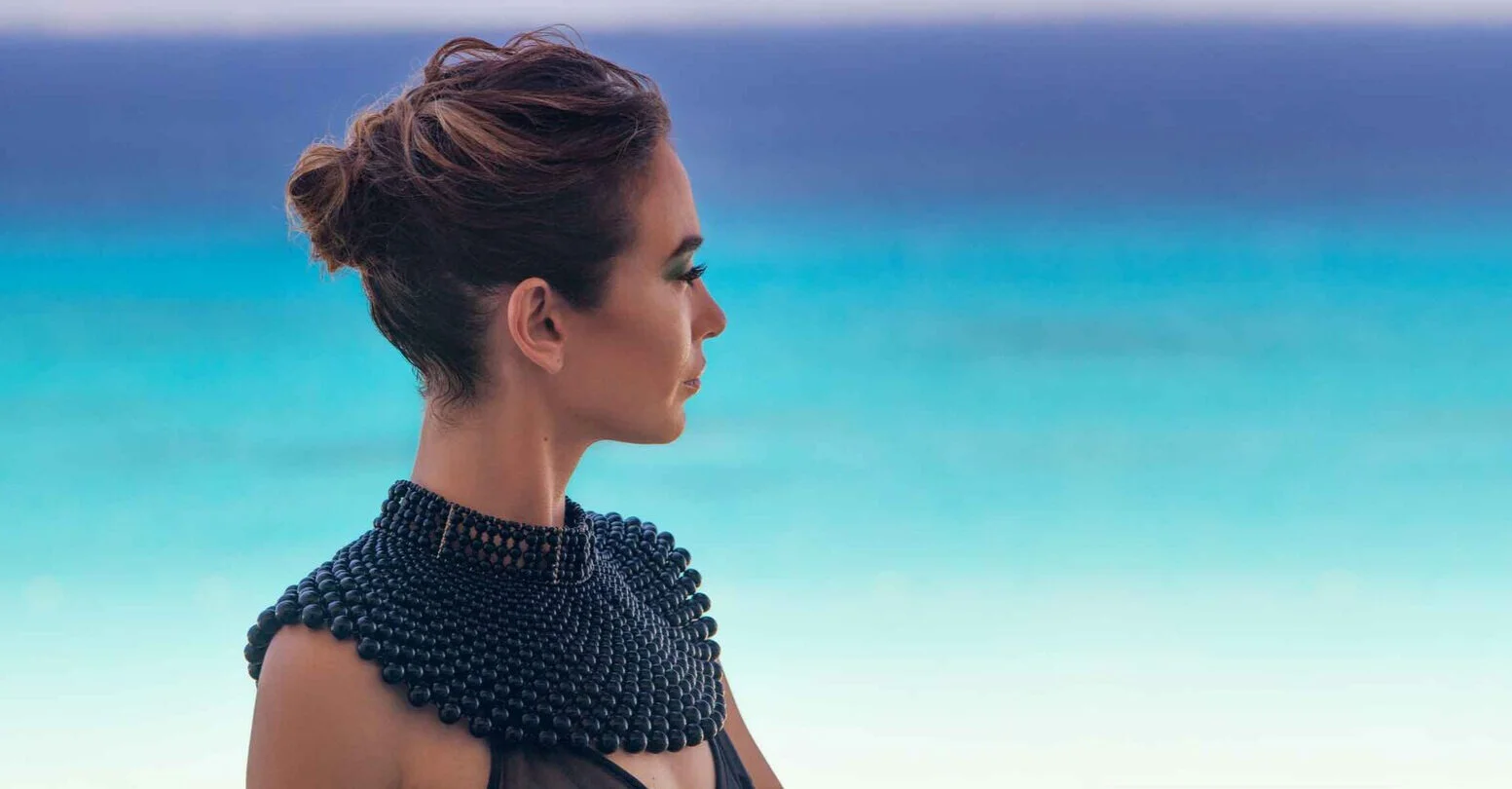 Woman_Sea_expanded_2.jpg