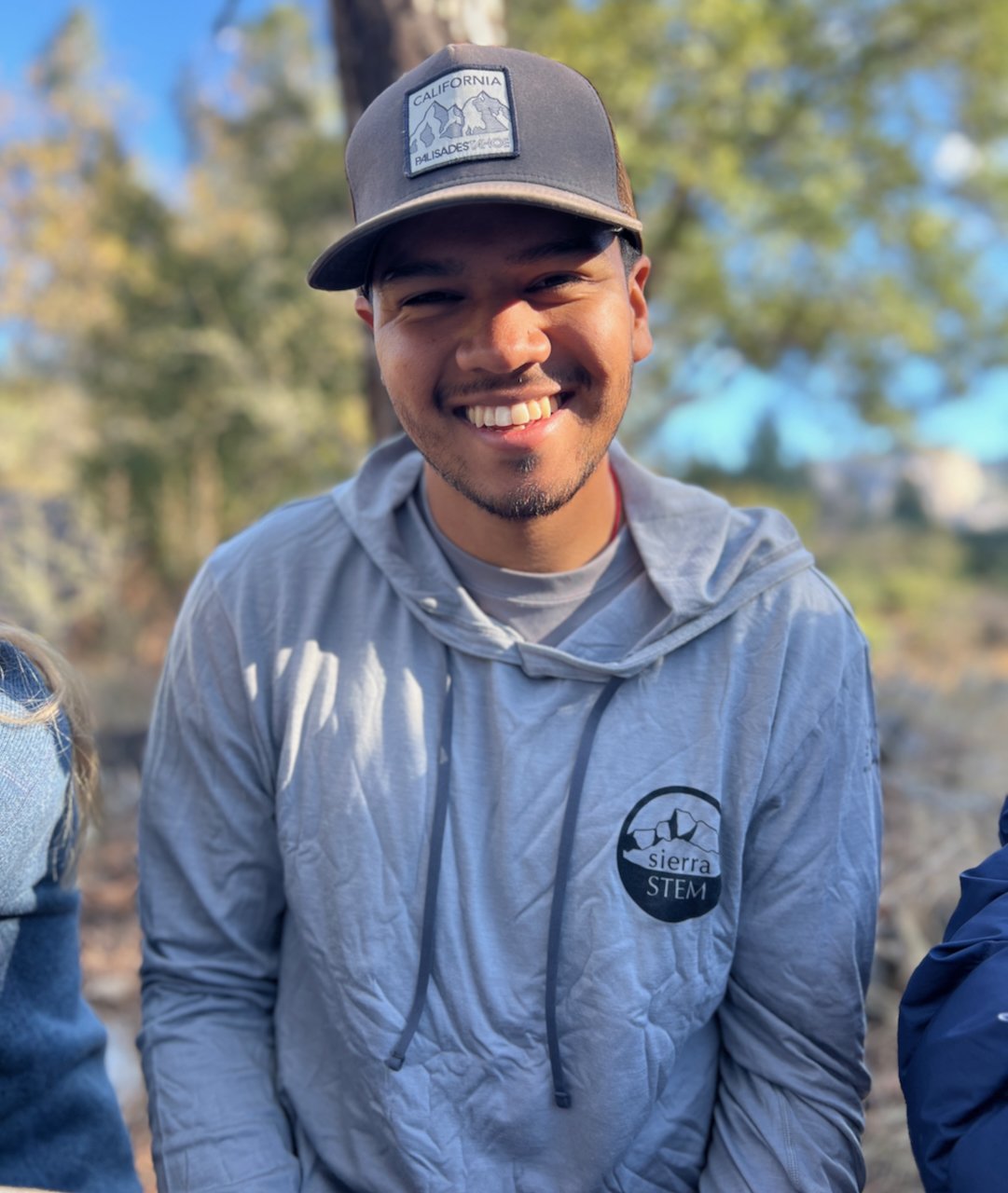 Ridge Merino <> Sierra STEM Sun Hoodie