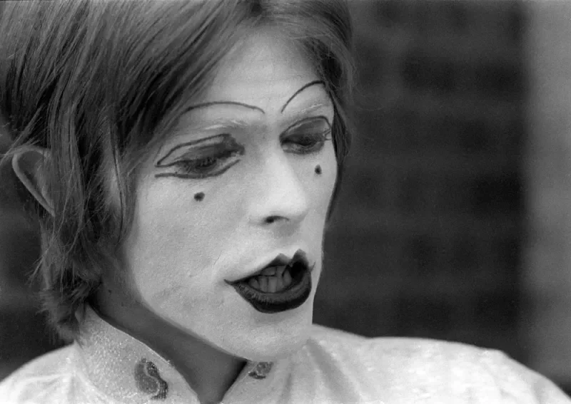 Dark Karaoke wIth KJ Mamon